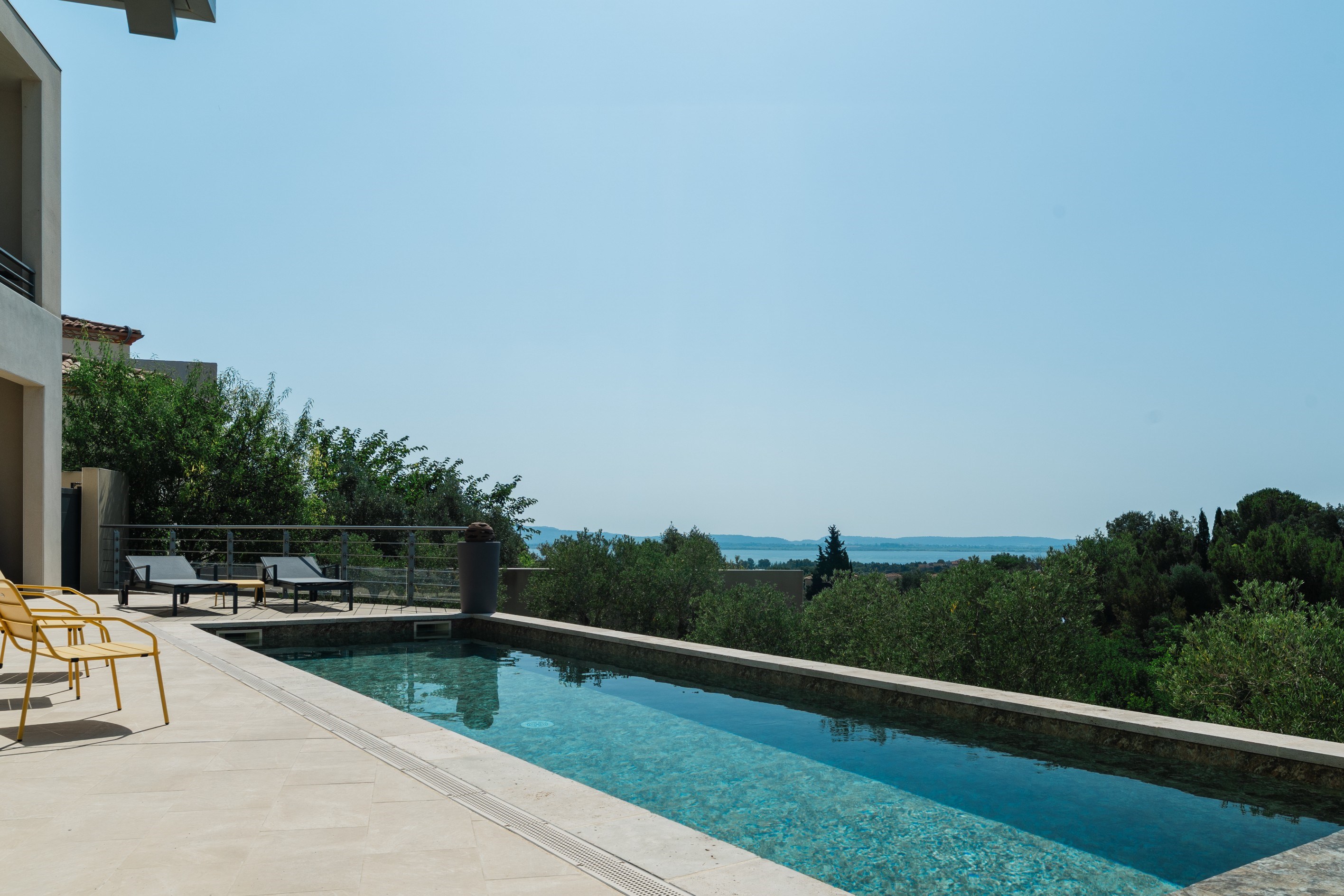  CONTEMPORARY VILLA WITH LAGOON VIEW - 物件實景