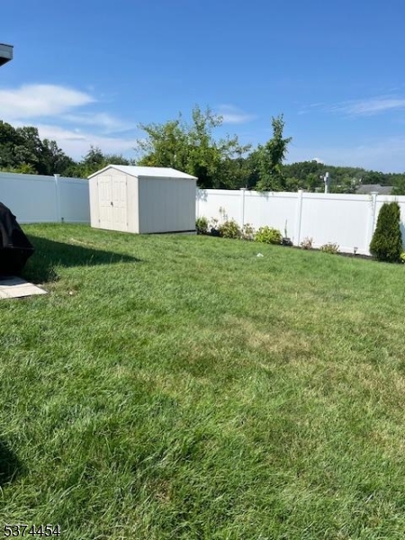 1216 - Perth Amboy, New Jersey, 08861, United States, 4 Bedrooms Bedrooms, ,4 BathroomsBathrooms,Residential,For Sale,1983112