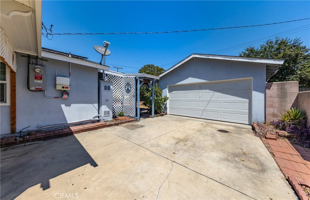 San Bernardino, California, 92404, United States, 3 Bedrooms Bedrooms, ,2 BathroomsBathrooms,Residential,For Sale,1927844