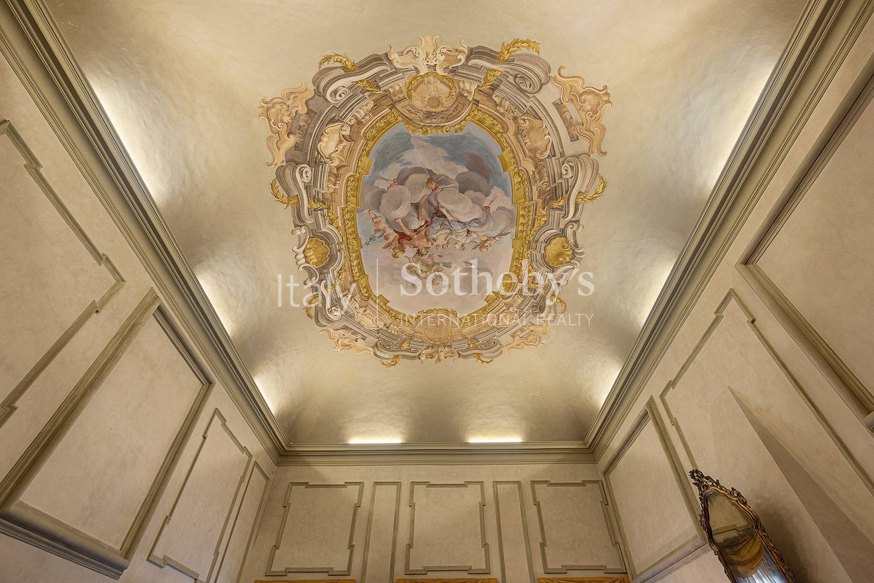  Exclusive residence with frescoes in a historic palace - 物件實景