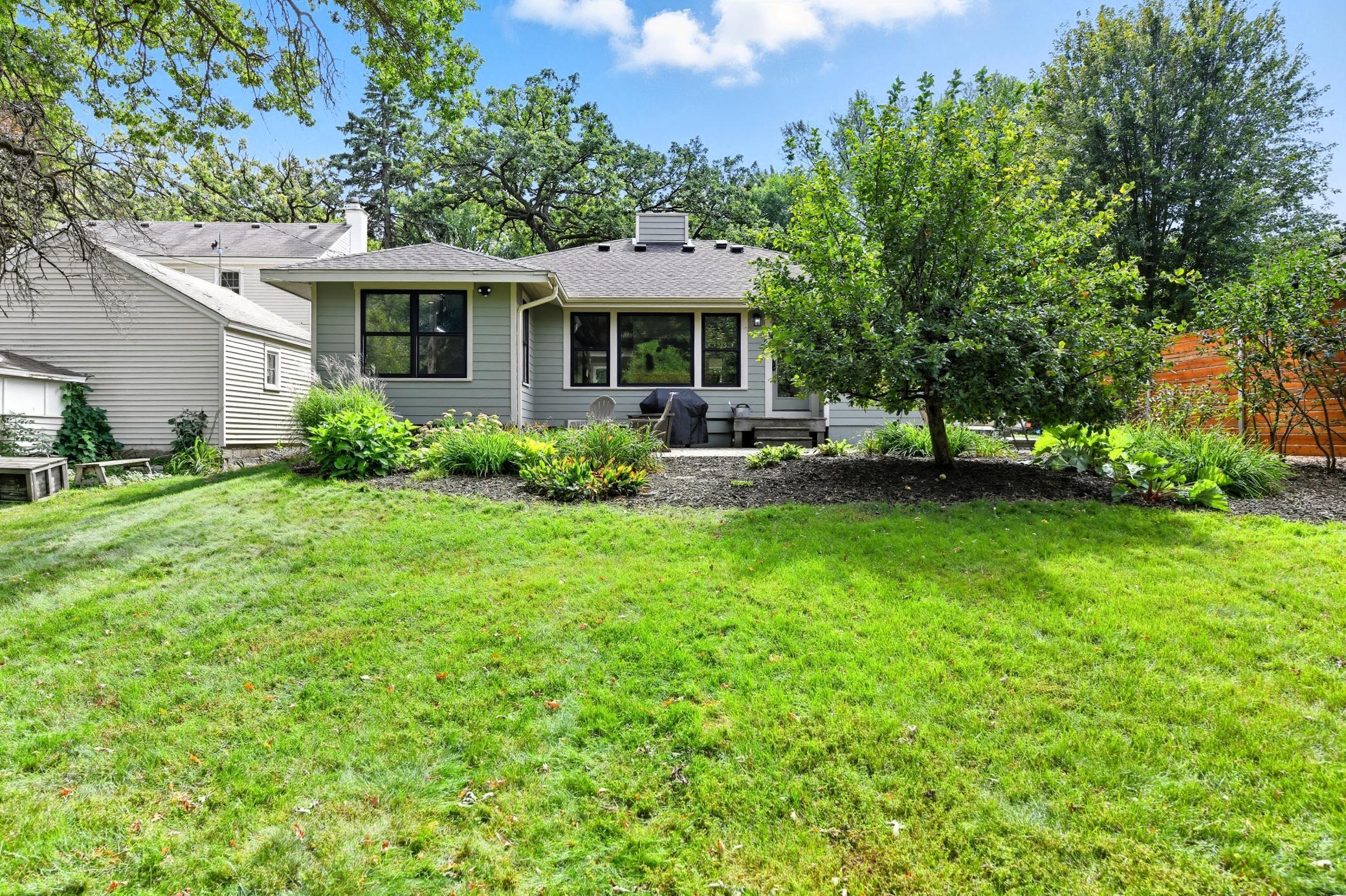 Richfield, Minnesota, 55423, United States, 3 Bedrooms Bedrooms, ,1 BathroomBathrooms,Residential,For Sale,1938909