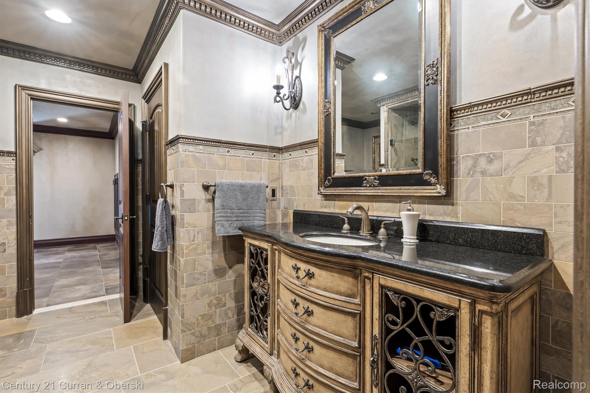 Northville, Michigan, 48168, United States, 4 Bedrooms Bedrooms, ,7 BathroomsBathrooms,Residential,For Sale,2038864