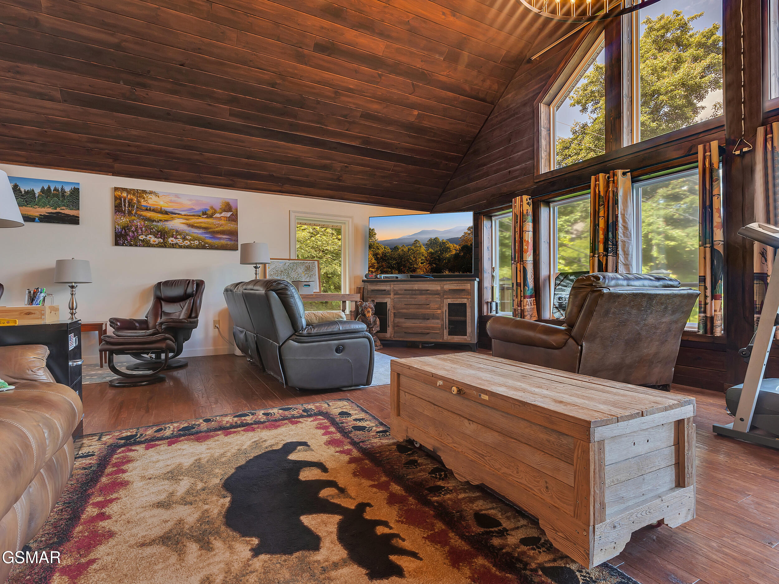 Gatlinburg, Tennessee, 37738, United States, 3 Bedrooms Bedrooms, ,4 BathroomsBathrooms,Residential,For Sale,1828723