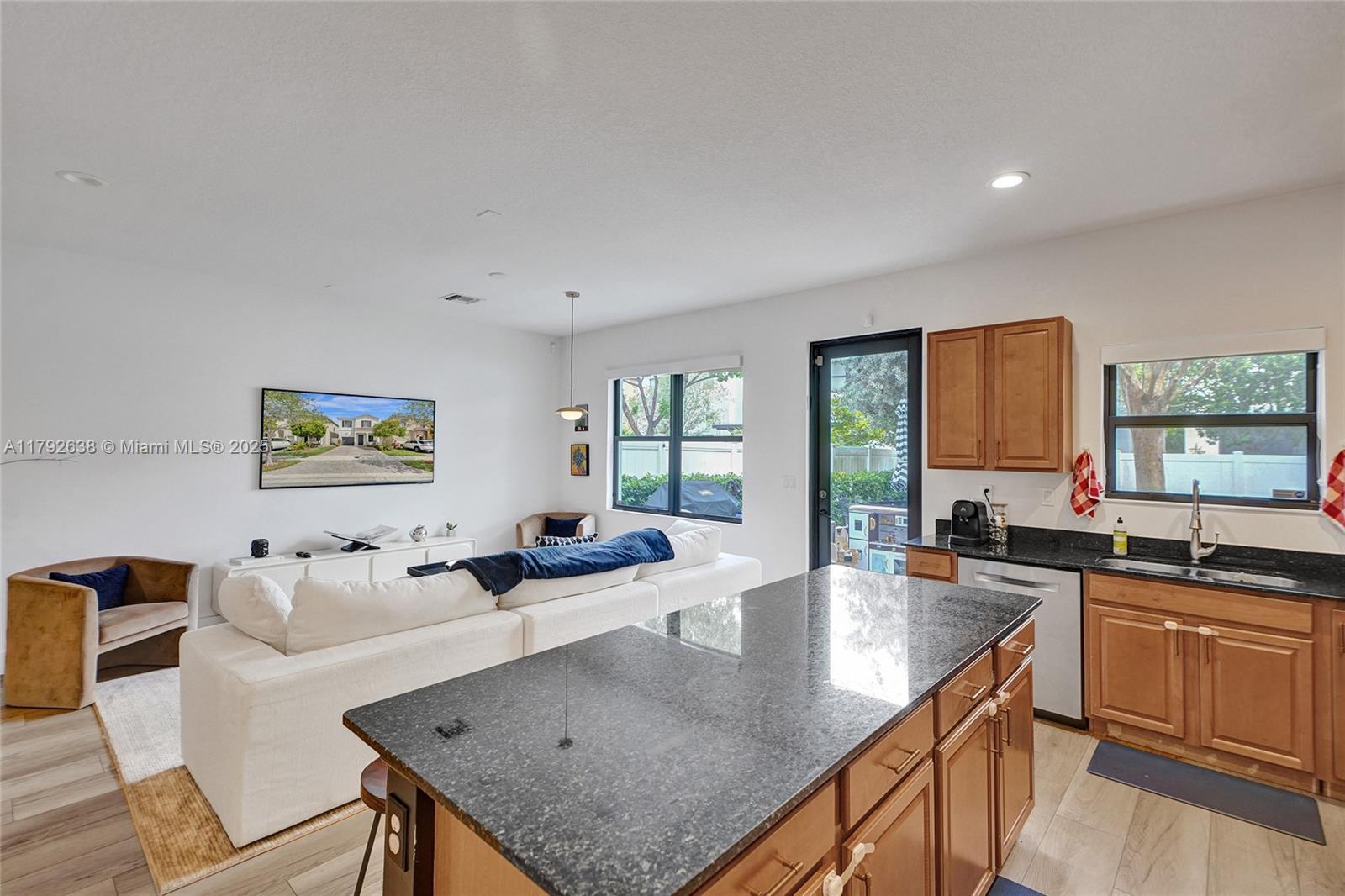 Miami, Florida, 33179, United States, 3 Bedrooms Bedrooms, ,3 BathroomsBathrooms,Residential,For Sale,1787670
