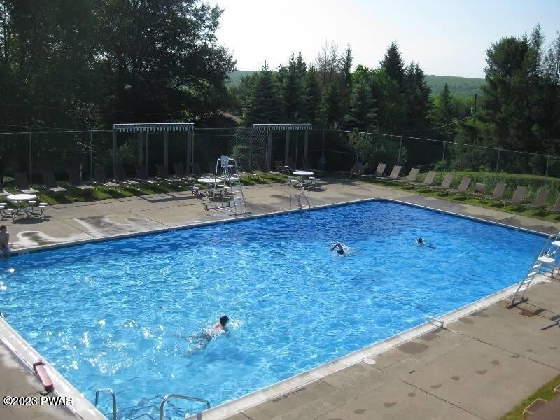 Lords Valley, Pennsylvania, 18428, United States, 4 Bedrooms Bedrooms, ,3 BathroomsBathrooms,Residential,For Sale,1923222