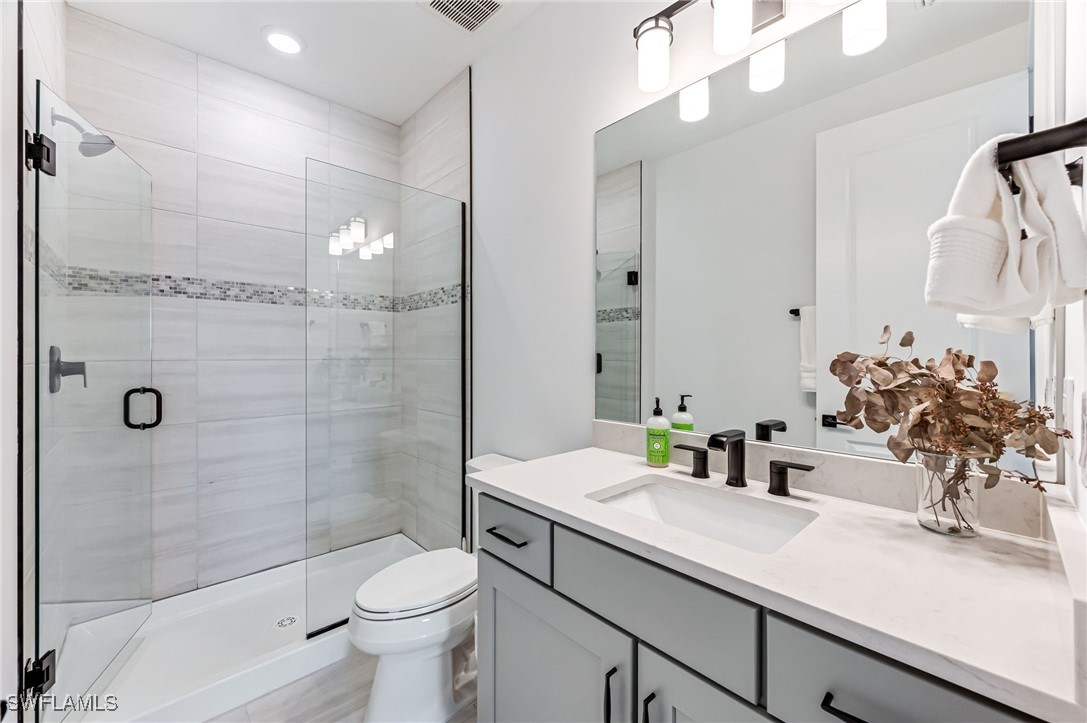 Estero, Florida, 33928, United States, 5 Bedrooms Bedrooms, ,5 BathroomsBathrooms,Residential,For Sale,1983502