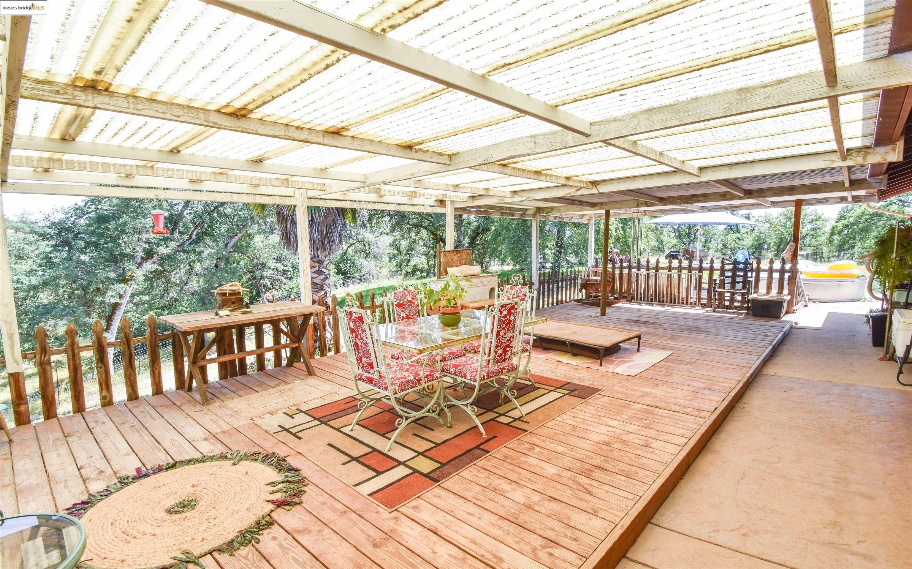 Jamestown, California, 95327, United States, 3 Bedrooms Bedrooms, ,2 BathroomsBathrooms,Residential,For Sale,1828112