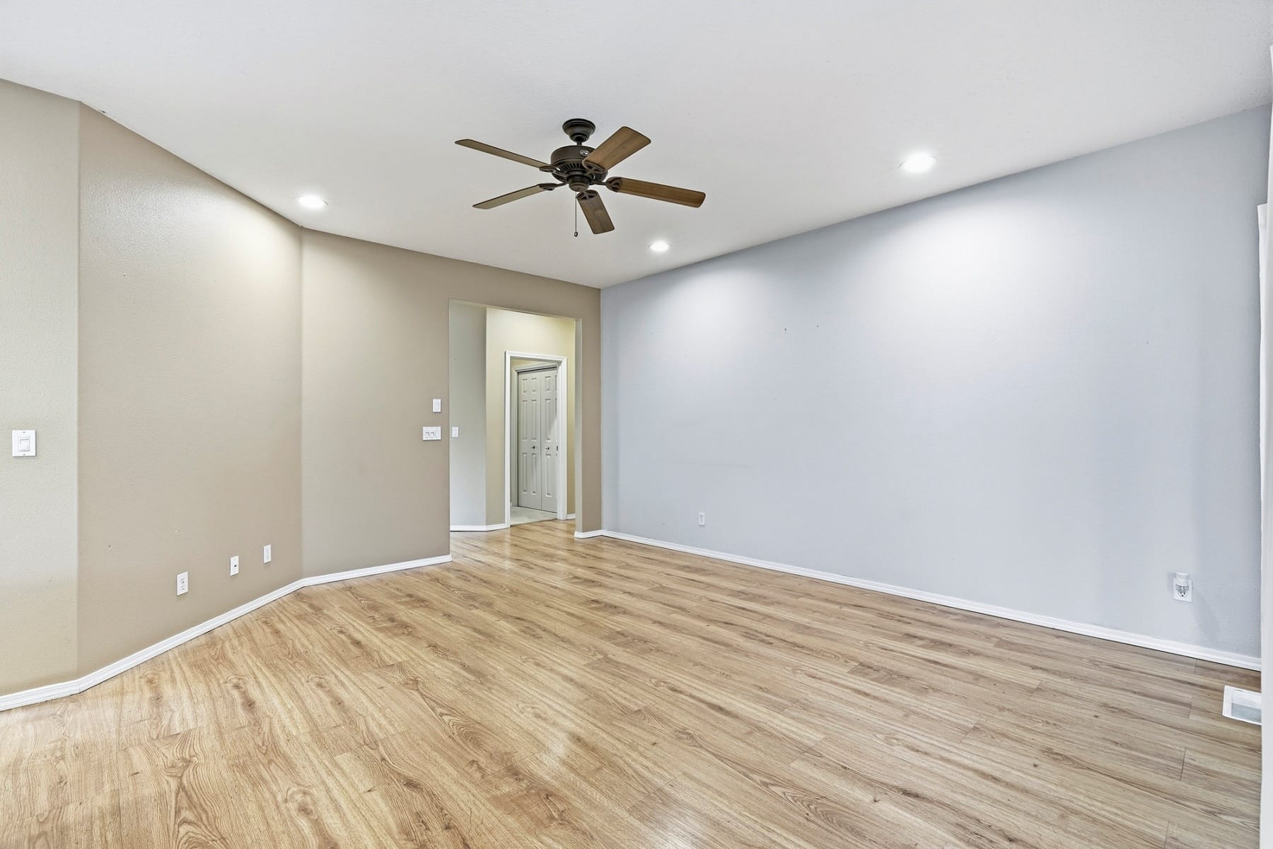  29411 SW CAMELOT ST Wilsonville, OR 97070 - 物件實景