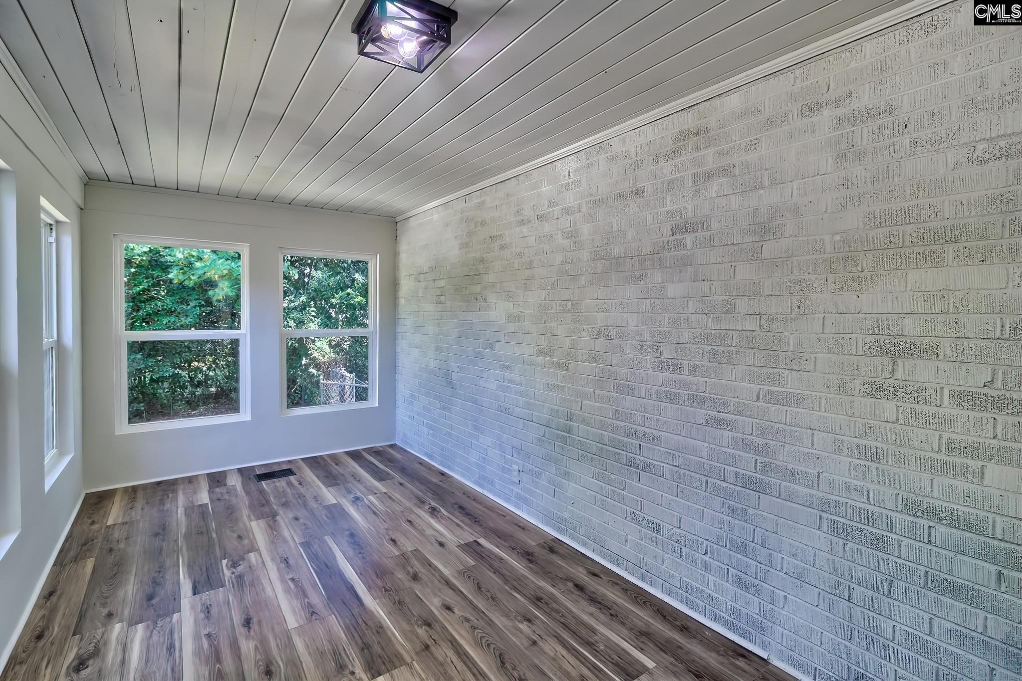 Cayce, South Carolina, 29033, United States, 3 Bedrooms Bedrooms, ,3 BathroomsBathrooms,Residential,For Sale,1875561