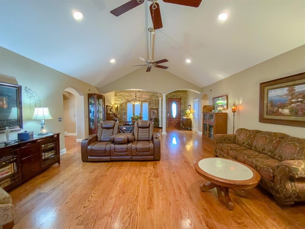 Omaha, Arkansas, 72662, United States, 4 Bedrooms Bedrooms, ,4 BathroomsBathrooms,Residential,For Sale,1922078