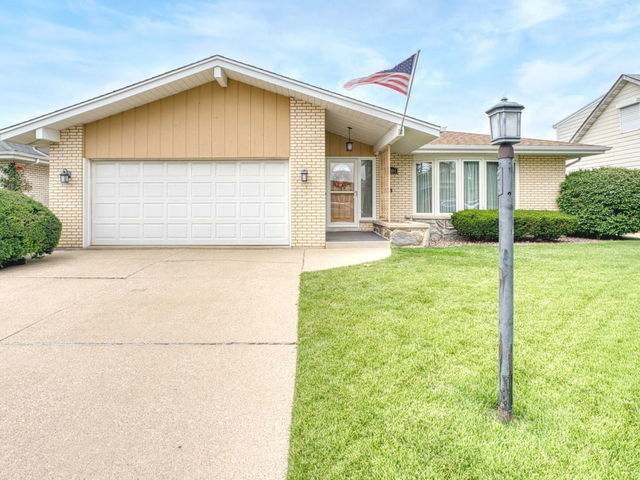 Parke Ave, Oak Lawn, IL 60453 #1