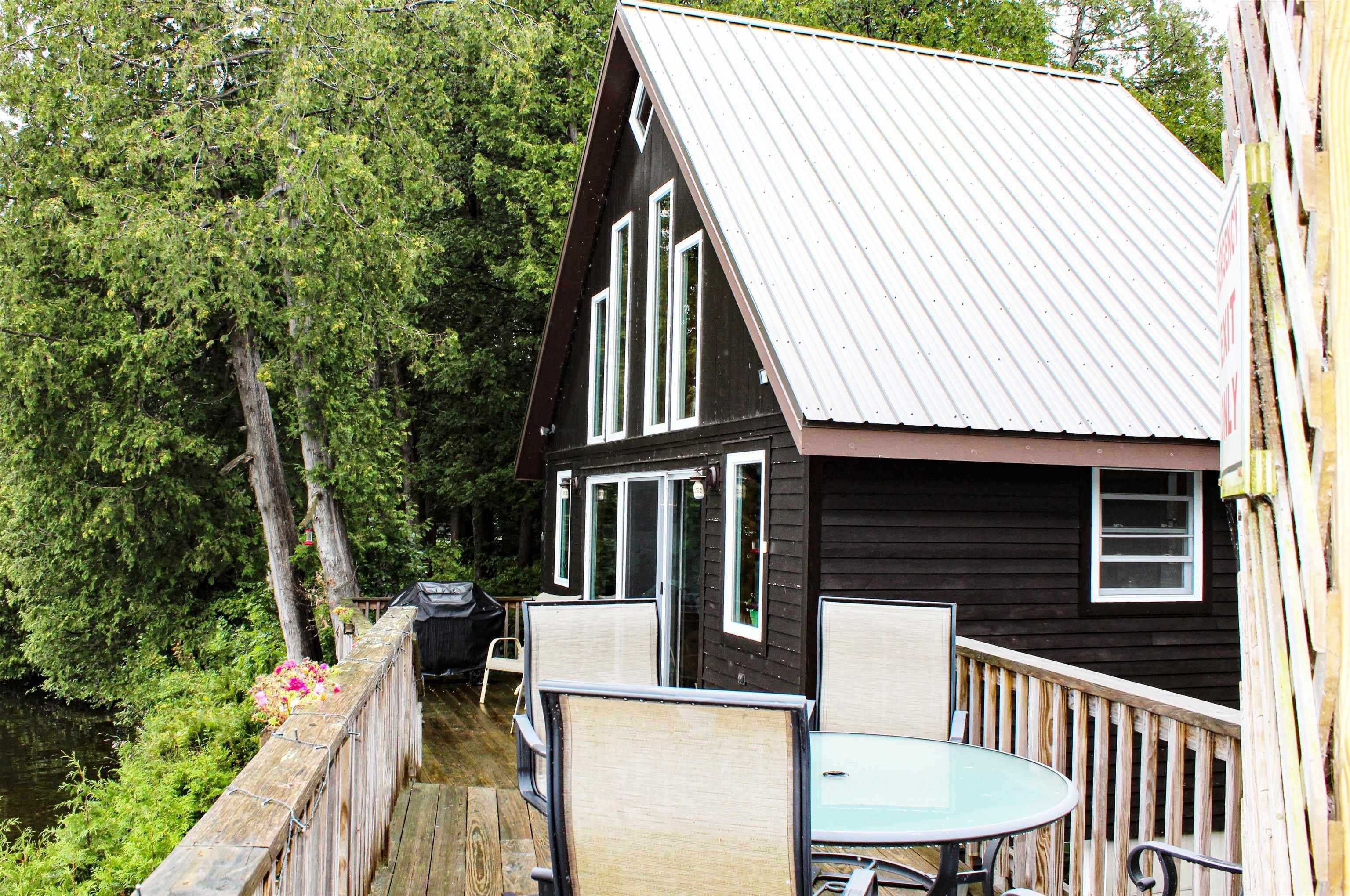Glover, Vermont, 05875, United States, 3 Bedrooms Bedrooms, ,2 BathroomsBathrooms,Residential,For Sale,1930087