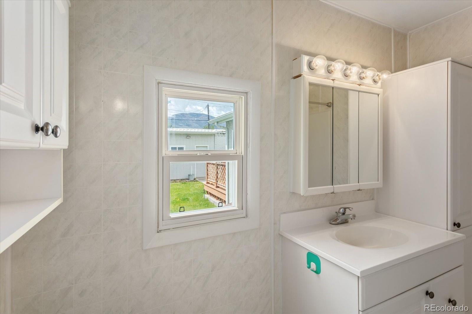 Salida, Colorado, 81201, United States, 3 Bedrooms Bedrooms, ,1 BathroomBathrooms,Residential,For Sale,1983413