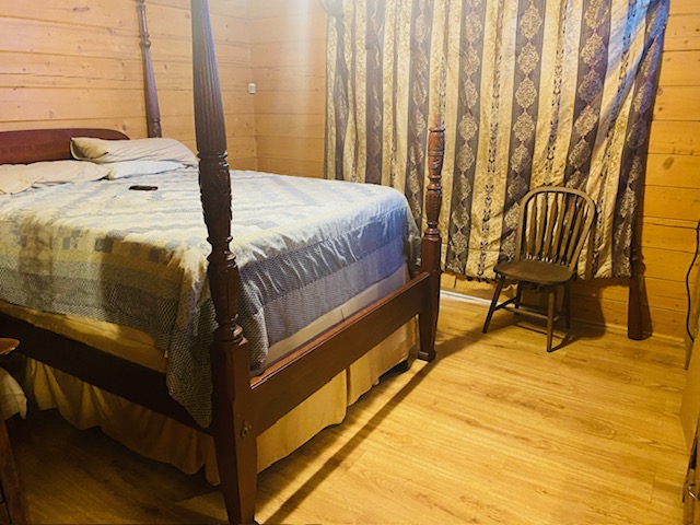 Hatfield, Arkansas, 71945, United States, 2 Bedrooms Bedrooms, ,1 BathroomBathrooms,Residential,For Sale,1977667