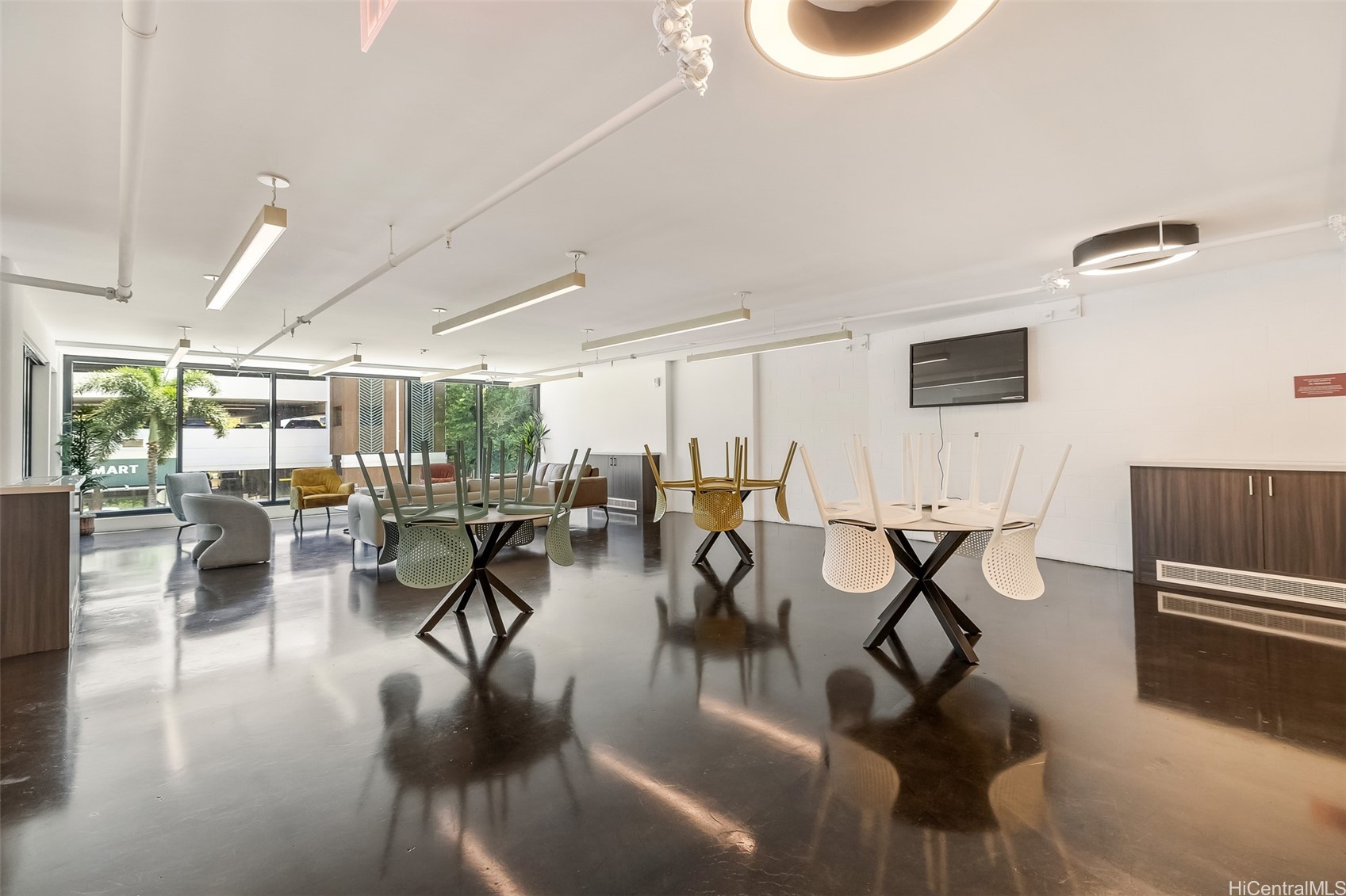 Honolulu, Hawaii, 96813, United States, 2 Bedrooms Bedrooms, ,2 BathroomsBathrooms,Residential,For Sale,1988310