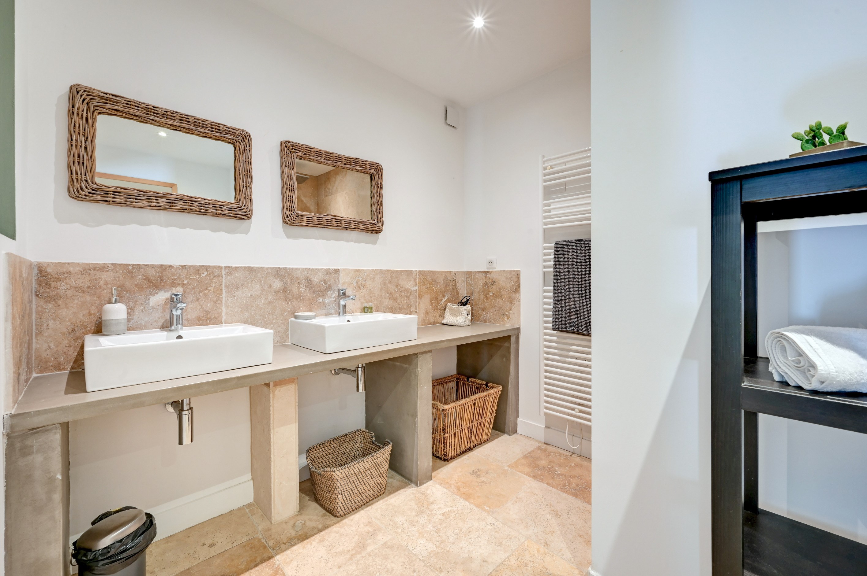  Exceptional Property – Venelles, - 物件實景