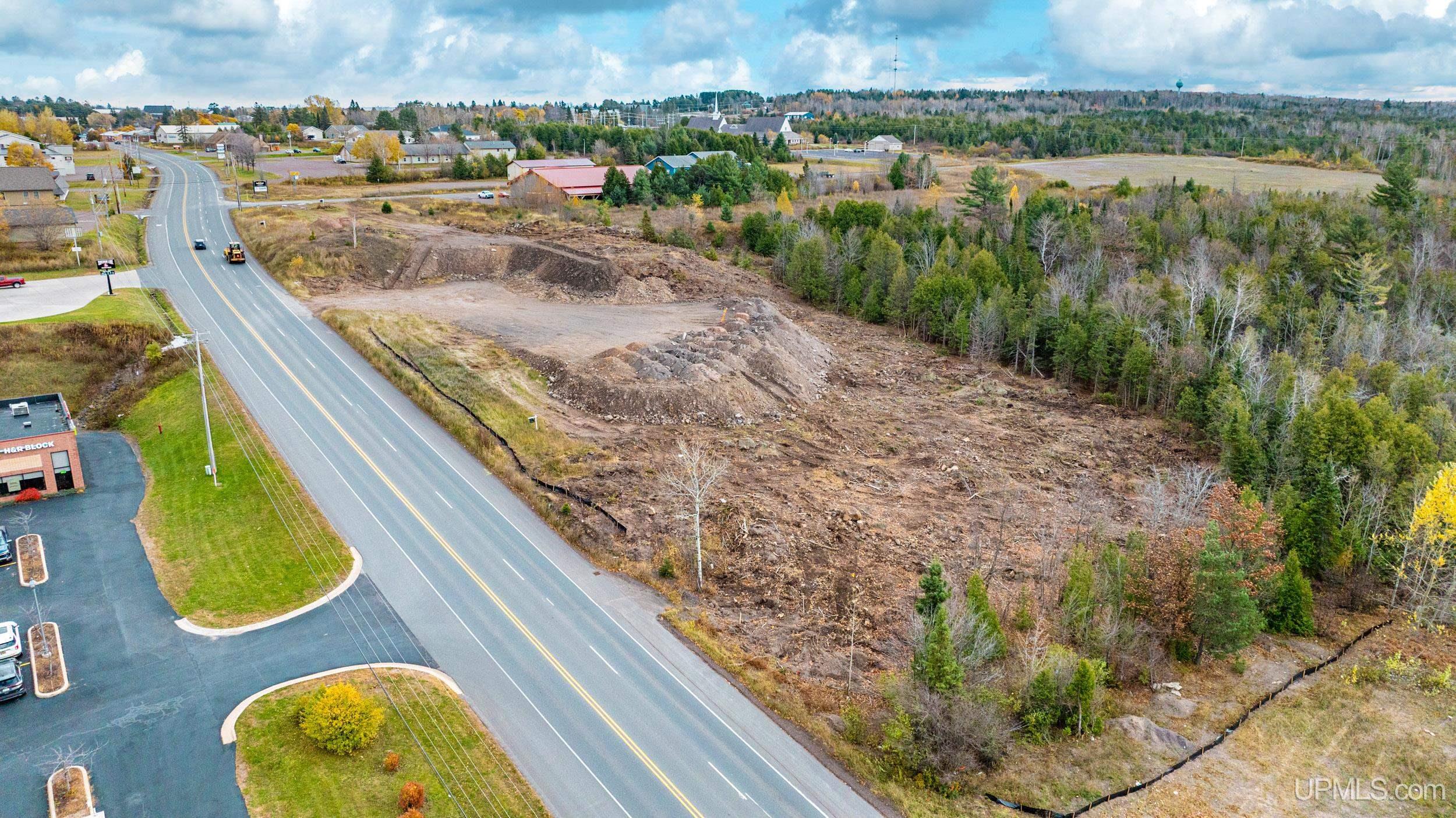 Houghton, Michigan, 49931, United States, ,Residential,For Sale,1923073