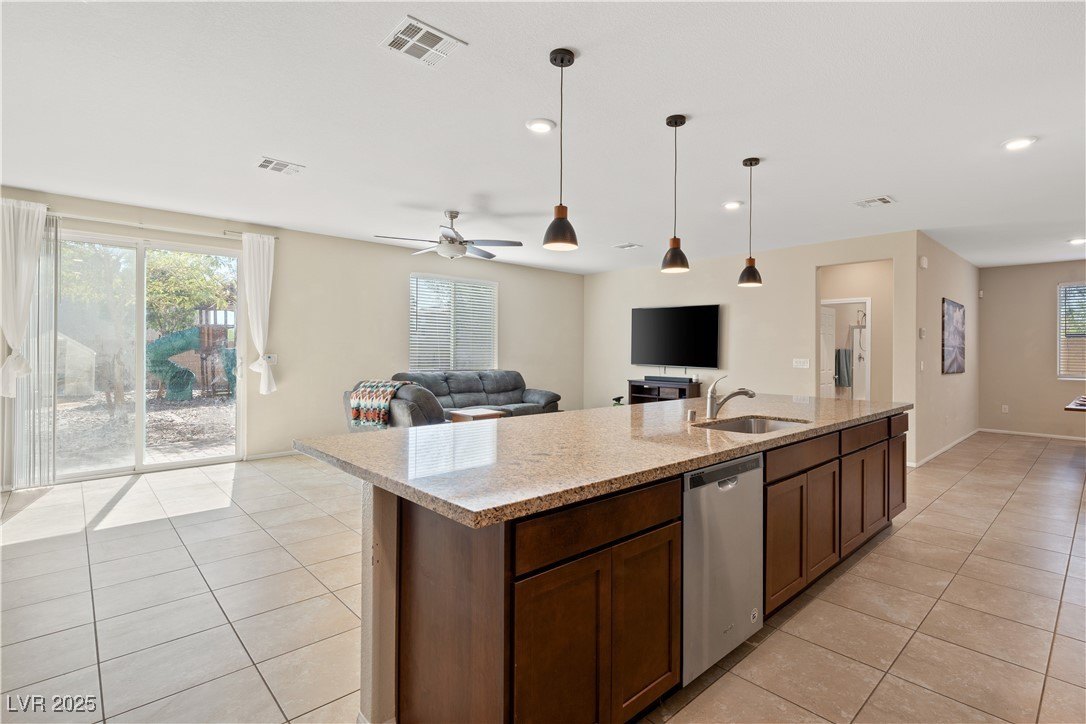 North Las Vegas, Nevada, 89031, United States, 5 Bedrooms Bedrooms, ,2 BathroomsBathrooms,Residential,For Sale,1983767