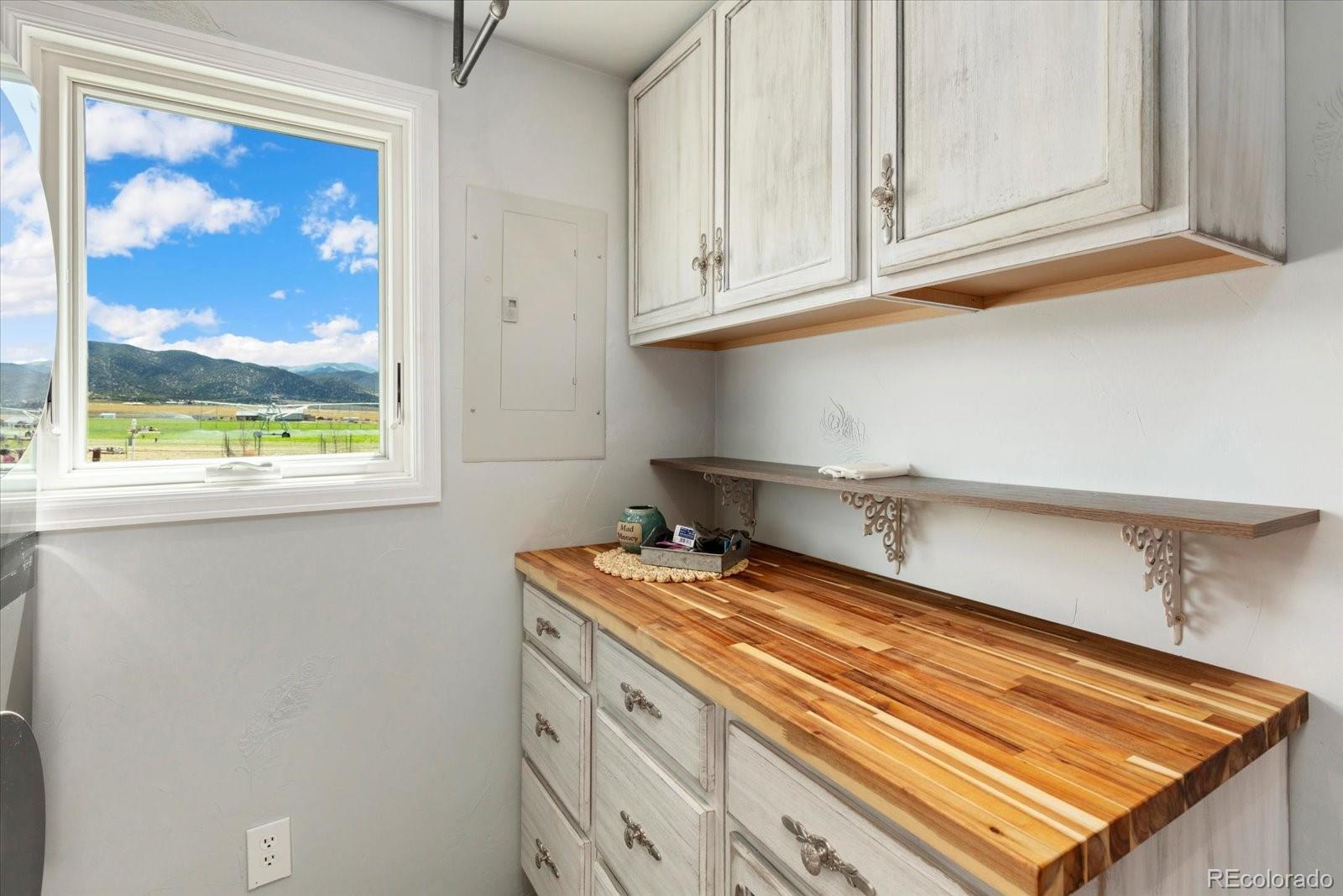 Salida, Colorado, 81201, United States, 3 Bedrooms Bedrooms, ,1 BathroomBathrooms,Residential,For Sale,2045290
