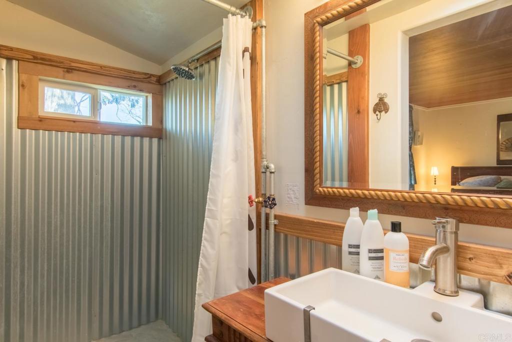 Julian, California, 92036, United States, 6 Bedrooms Bedrooms, ,5 BathroomsBathrooms,Residential,For Sale,1838648
