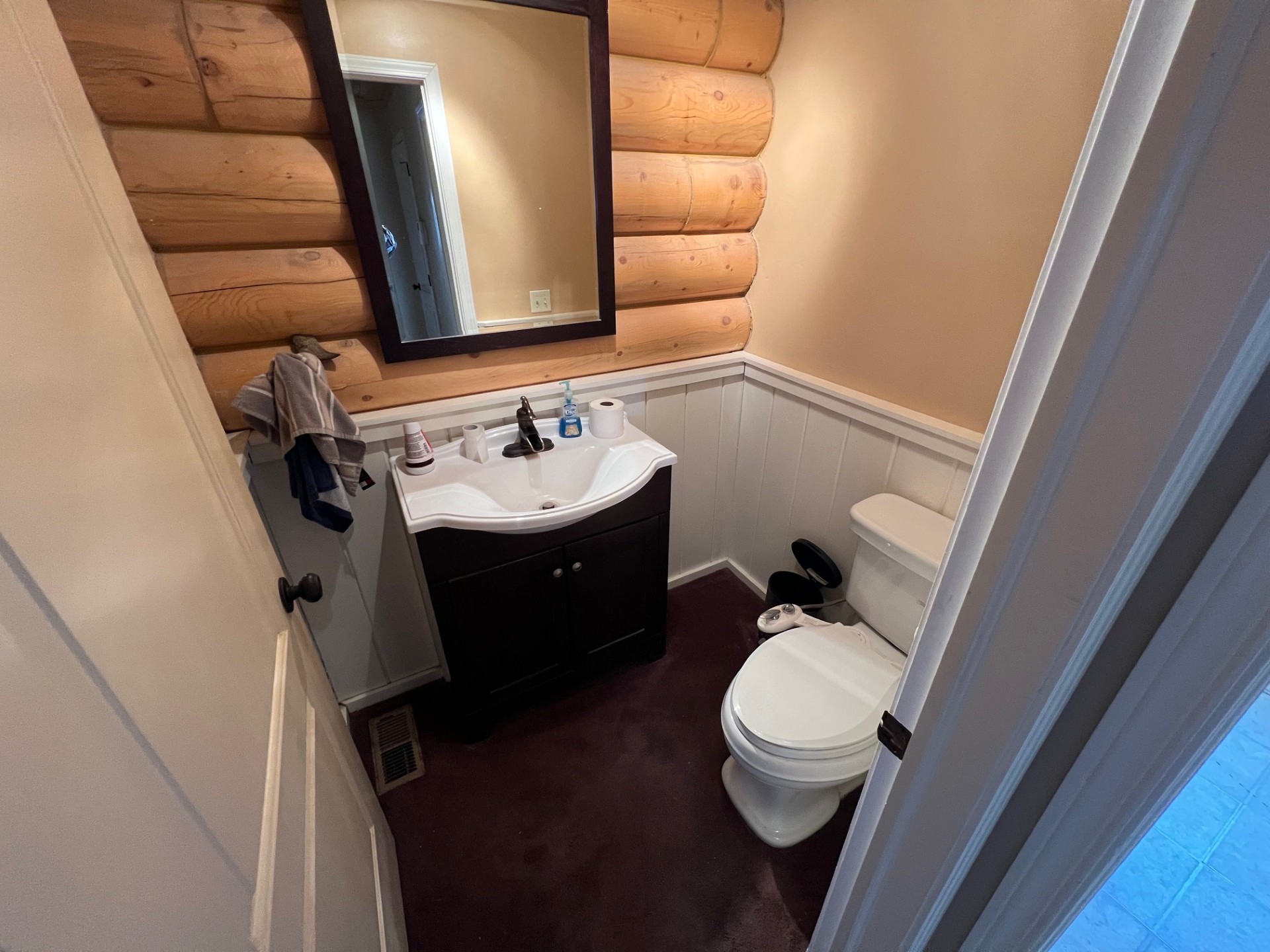 Panguitch, Utah, 84759, United States, 1 Bedroom Bedrooms, ,2 BathroomsBathrooms,Residential,For Sale,1839948