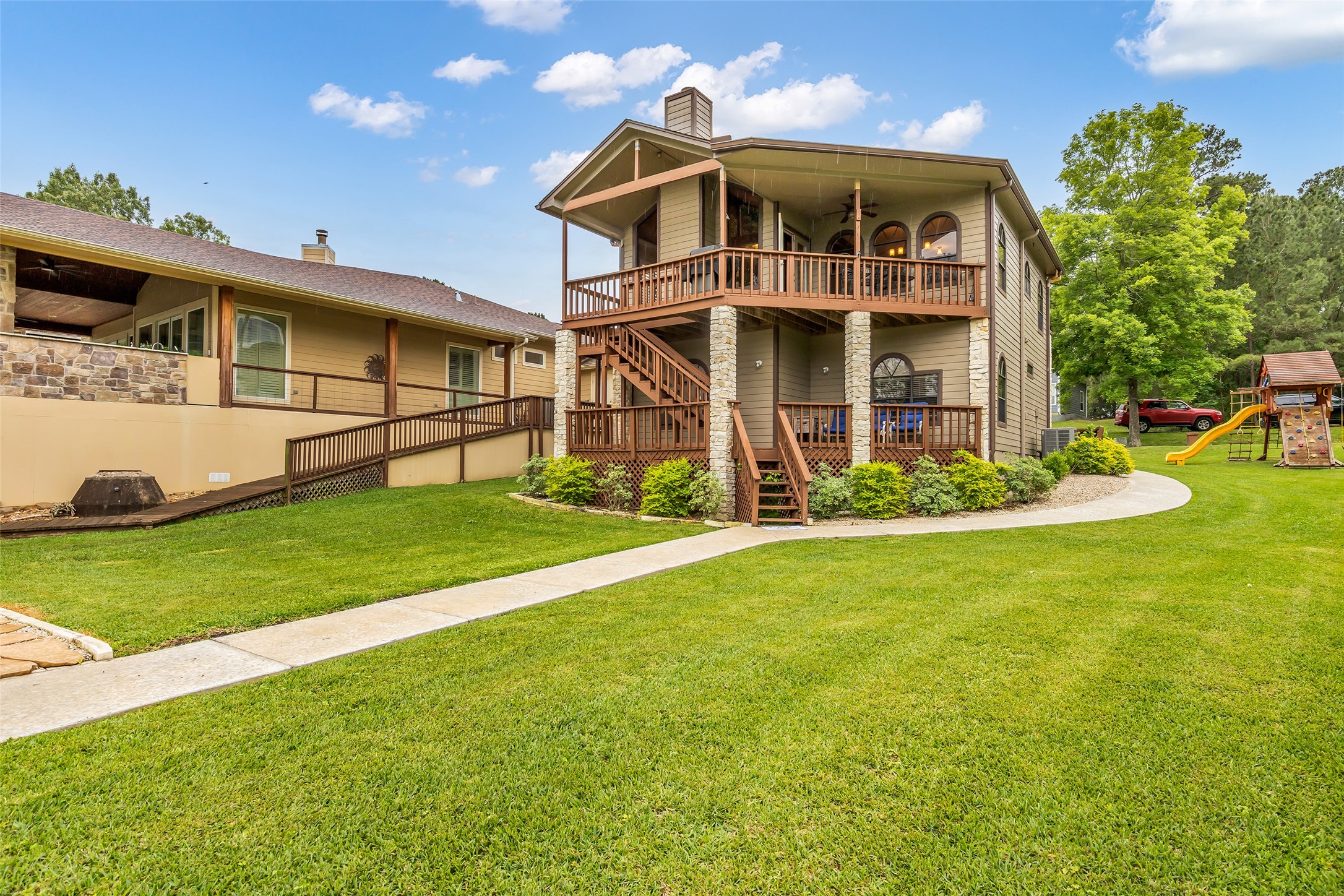  33 Harbour Point Circle - 物件實景