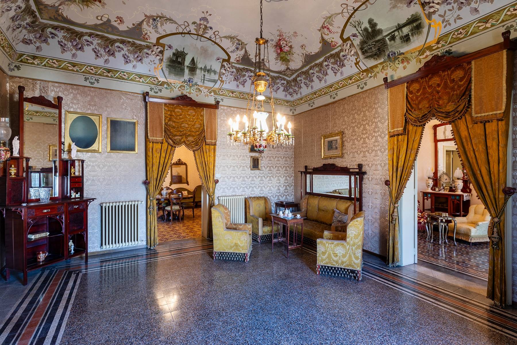 Elegant residence in the historic center of Scicli 
