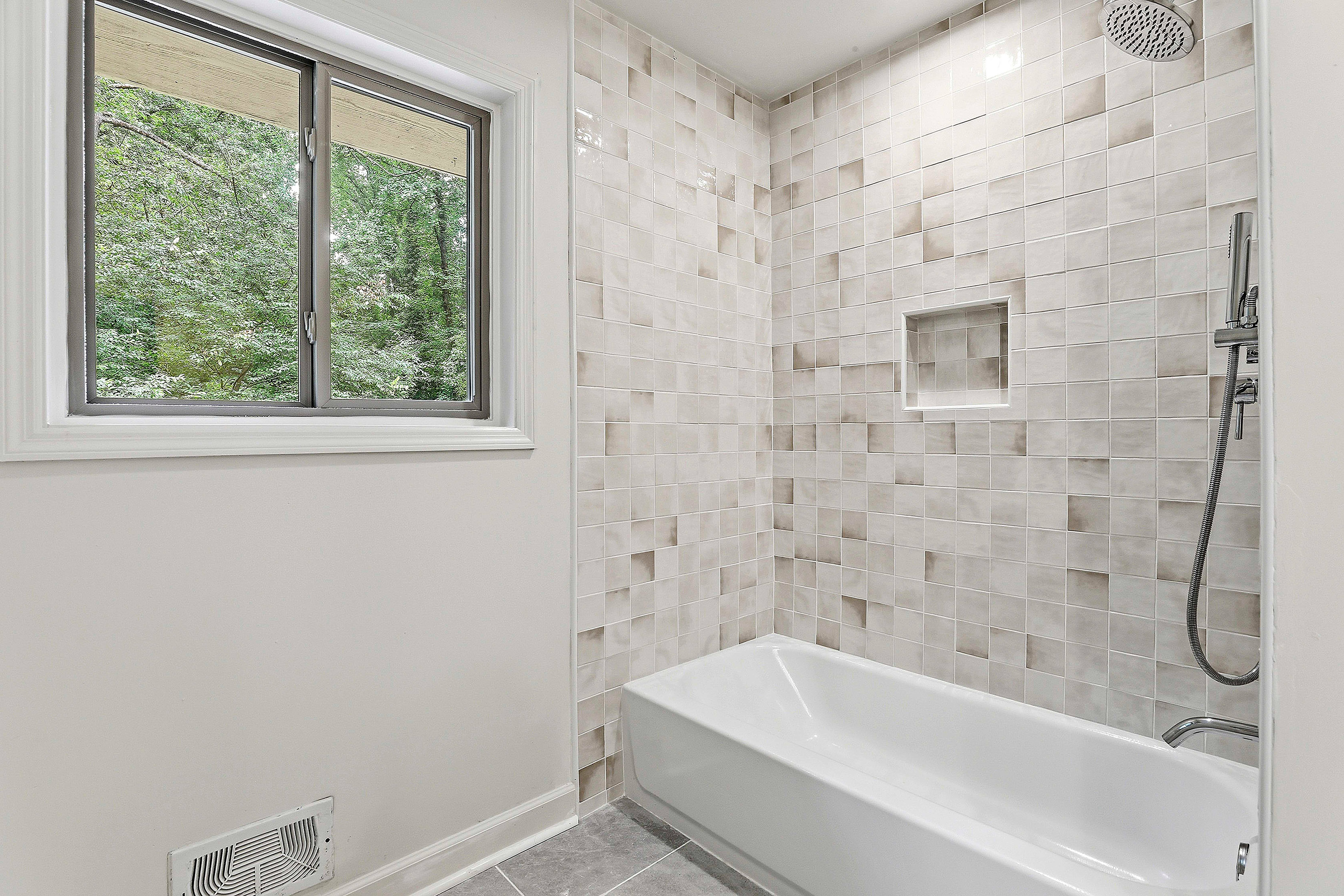  Picture Perfect Home Embodies Mid-century Elegance and Charm - 物件實景