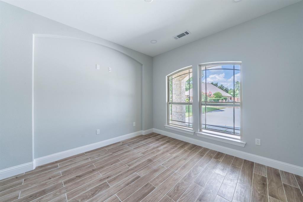 Duncanville, Texas, 75137, United States, 4 Bedrooms Bedrooms, ,3 BathroomsBathrooms,Residential,For Sale,1984121