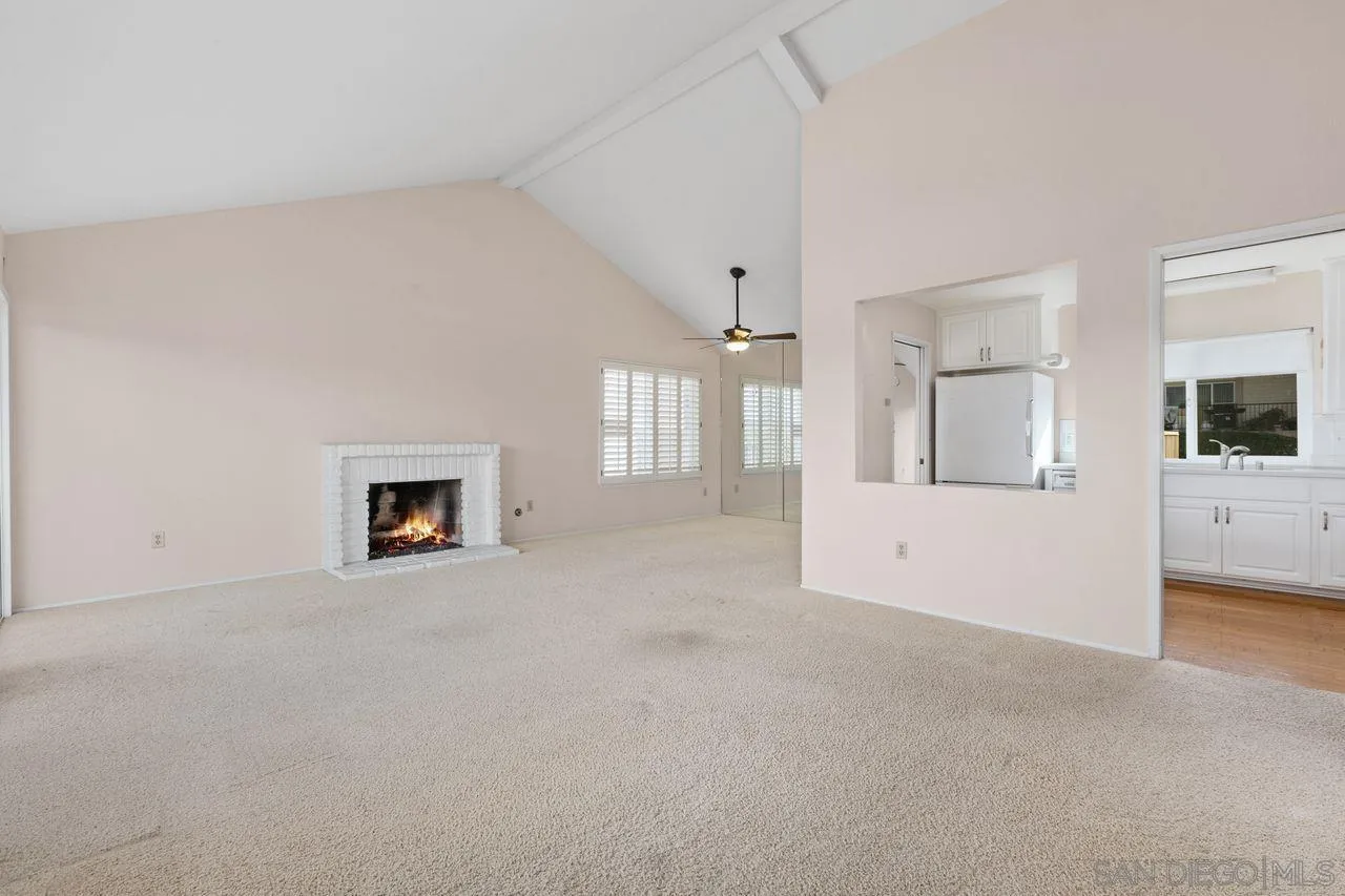 San Diego, California, 92128, United States, 2 Bedrooms Bedrooms, ,2 BathroomsBathrooms,Residential,For Sale,1991456