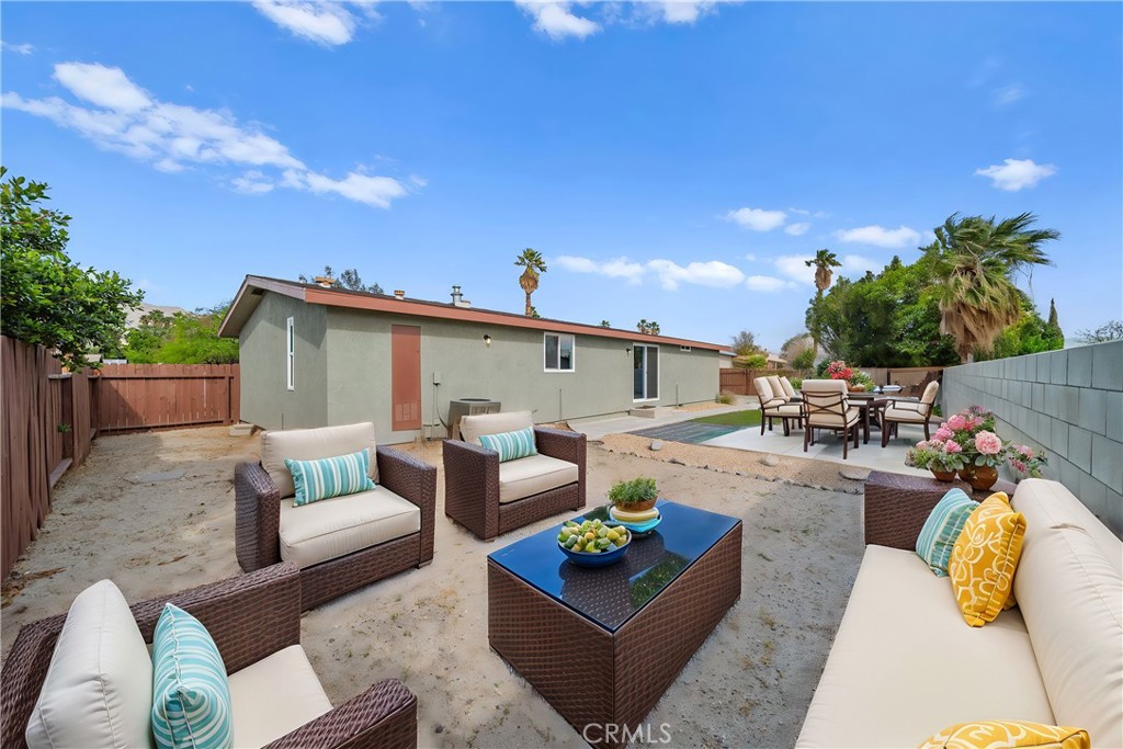 PALM SPRINGS, California, 92262, United States, 4 Bedrooms Bedrooms, ,2 BathroomsBathrooms,Residential,For Sale,1722604