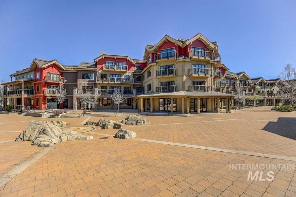 McCall, Idaho, 83638, United States, 2 Bedrooms Bedrooms, ,2 BathroomsBathrooms,Residential,For Sale,1916211
