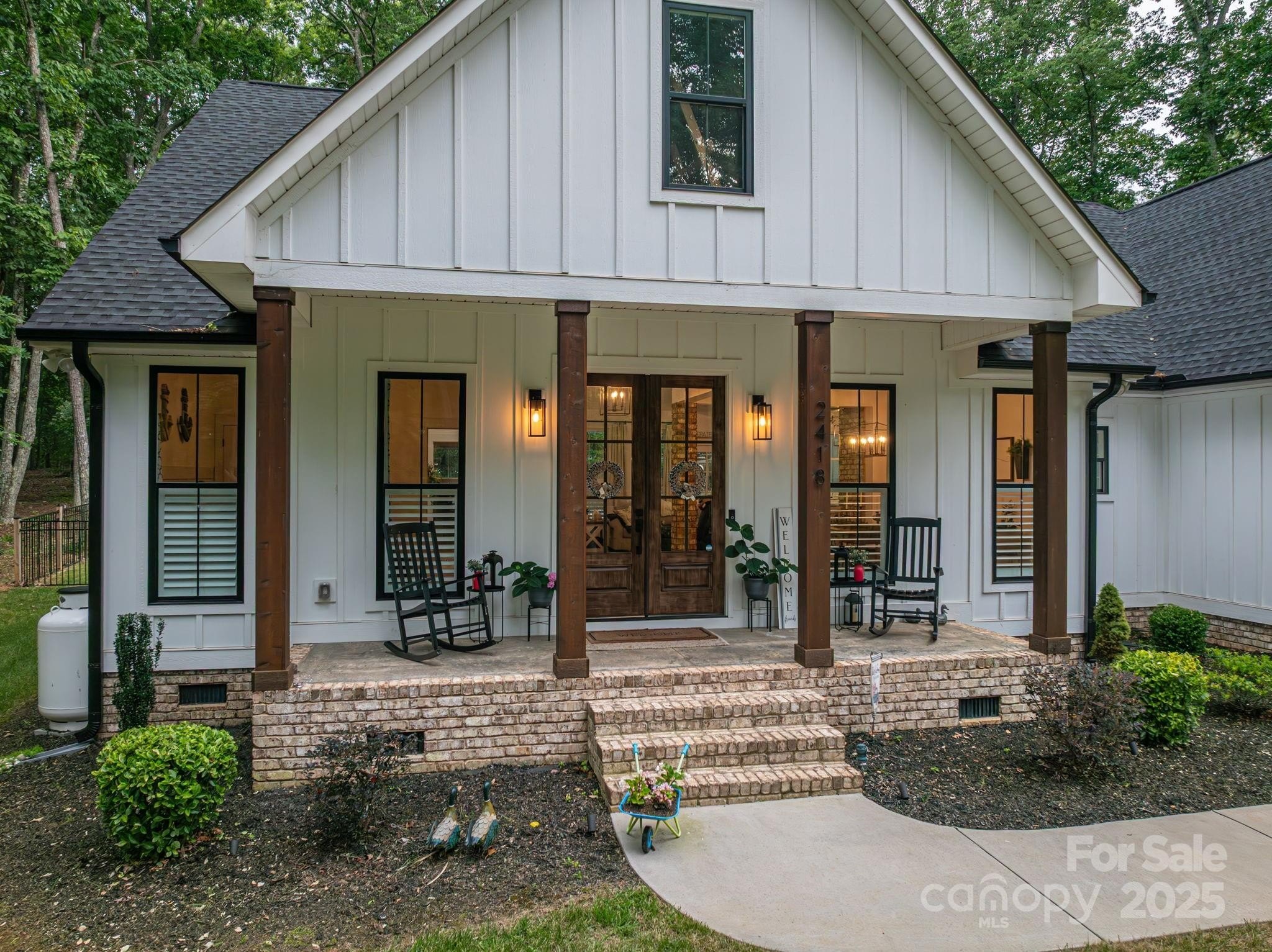Lincolnton, North Carolina, 28092, United States, 4 Bedrooms Bedrooms, ,2 BathroomsBathrooms,Residential,For Sale,1944846