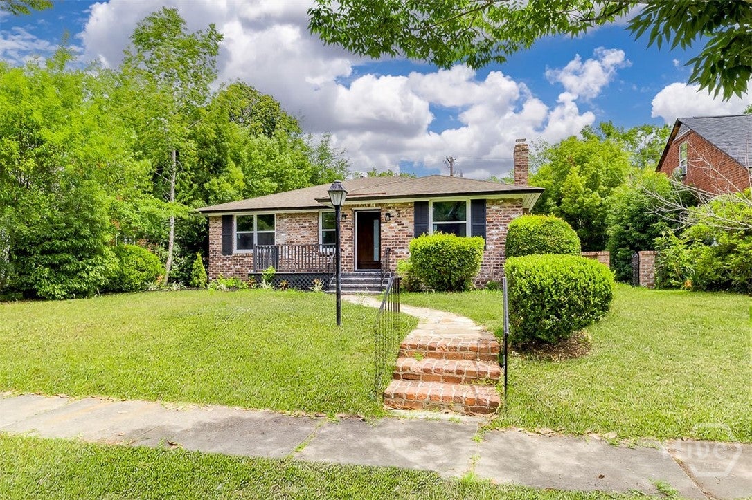 53rd St, Savannah, GA 31405