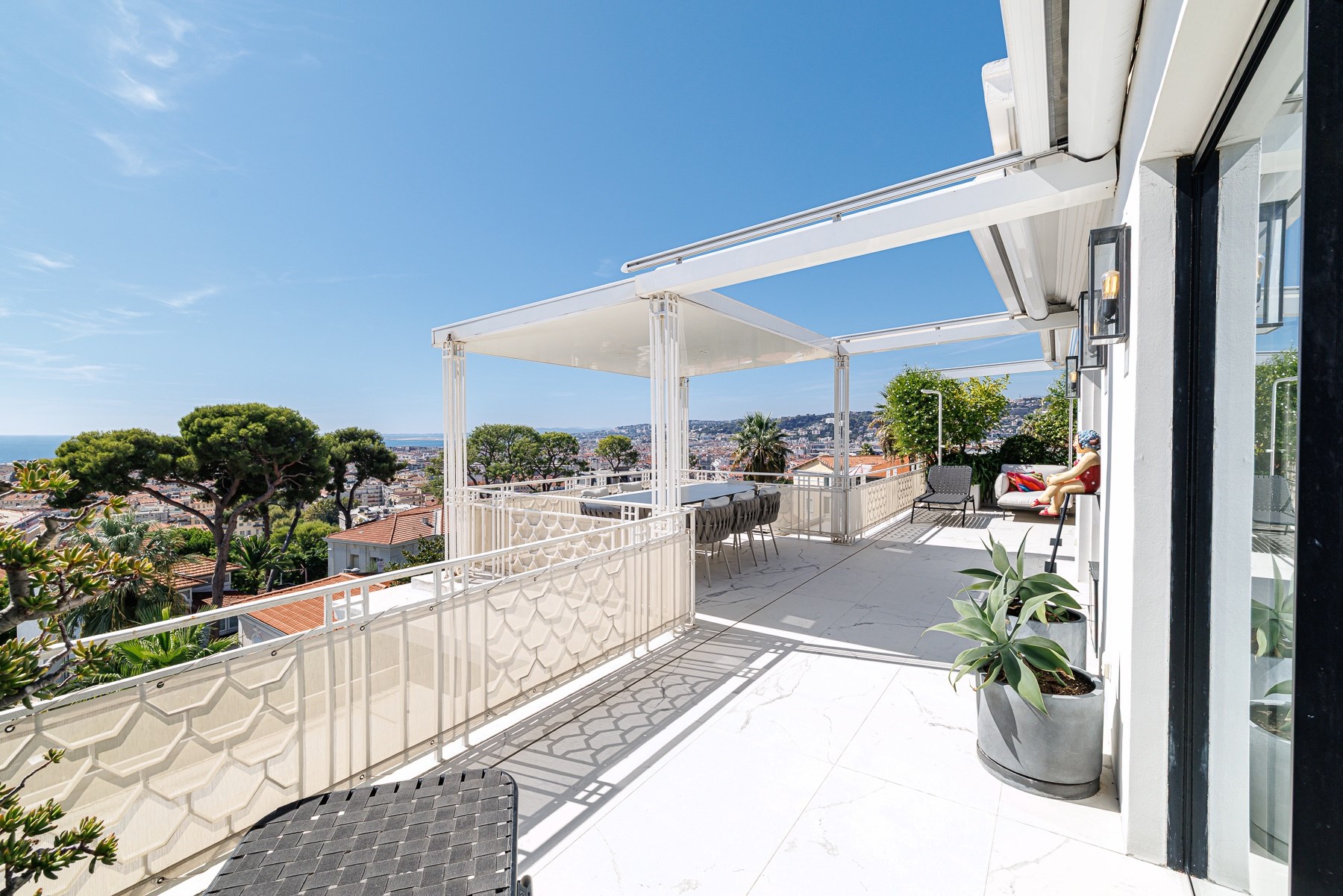  Luxury top floor duplex with panoramic terraces and views in Nice Cimiez - 物件實景