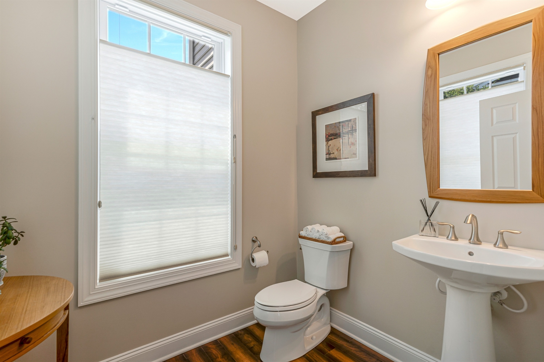  ?Residences at Columbia Park ? Impeccably Crafted End-Unit Townhome - 物件實景