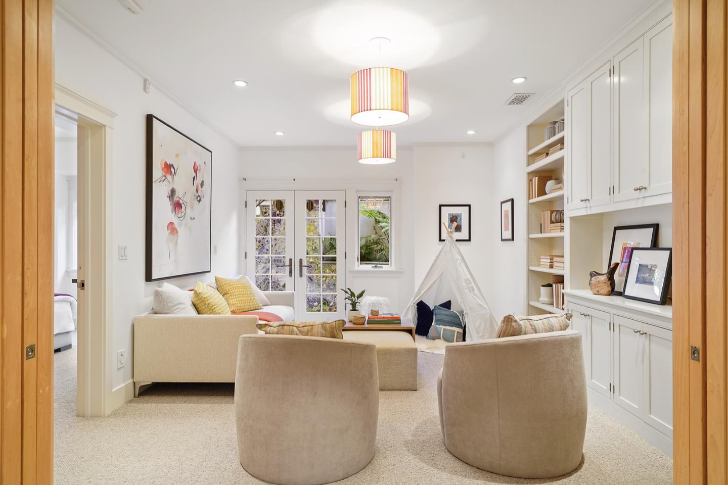 535 Kingsley Ave, Palo Alto, California, 94301, United States, 5 Bedrooms Bedrooms, ,4 BathroomsBathrooms,Residential,For Sale,535 Kingsley Ave,1664262