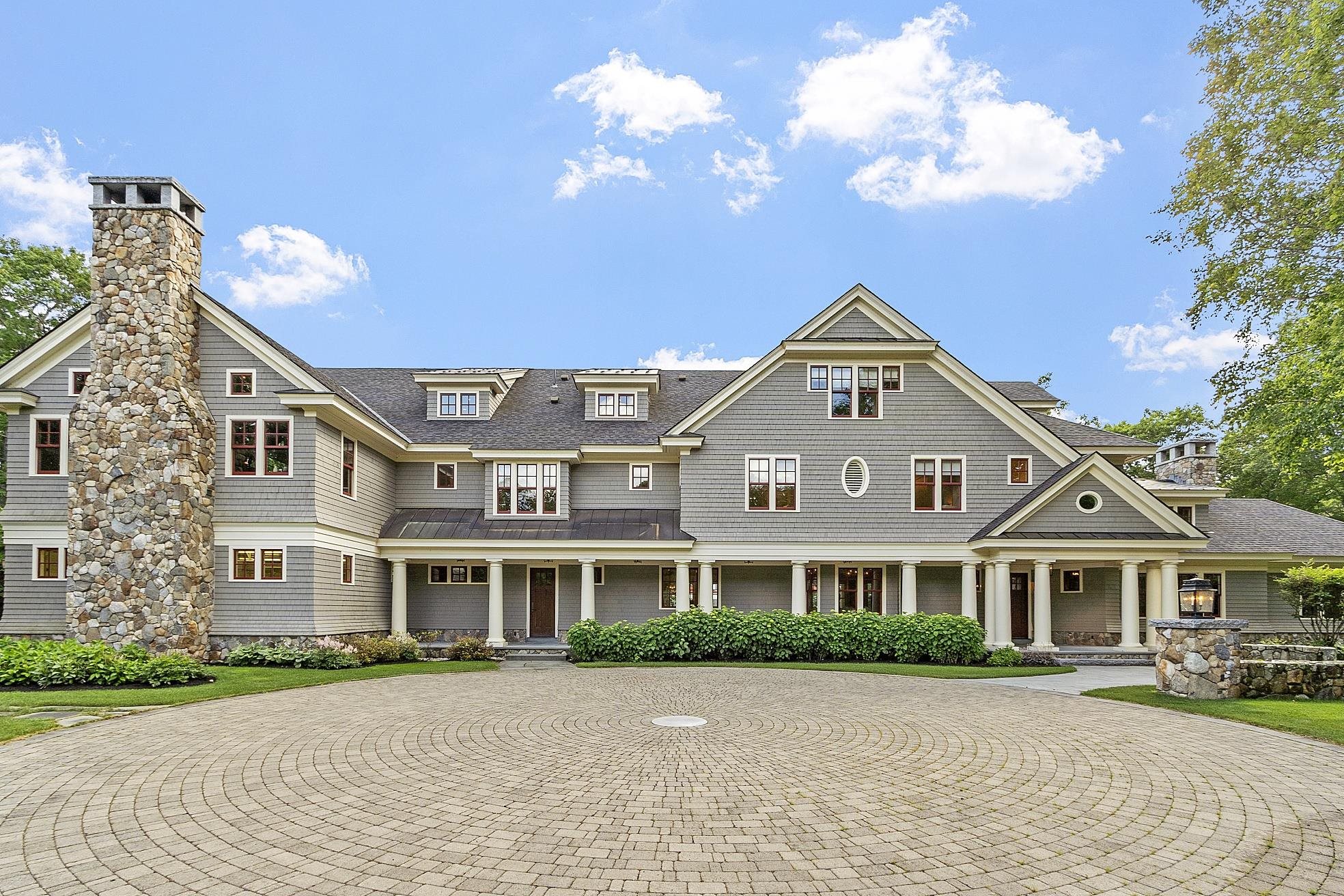 Meredith, New Hampshire, 03253, United States, 7 Bedrooms Bedrooms, ,6 BathroomsBathrooms,Residential,For Sale,1897806