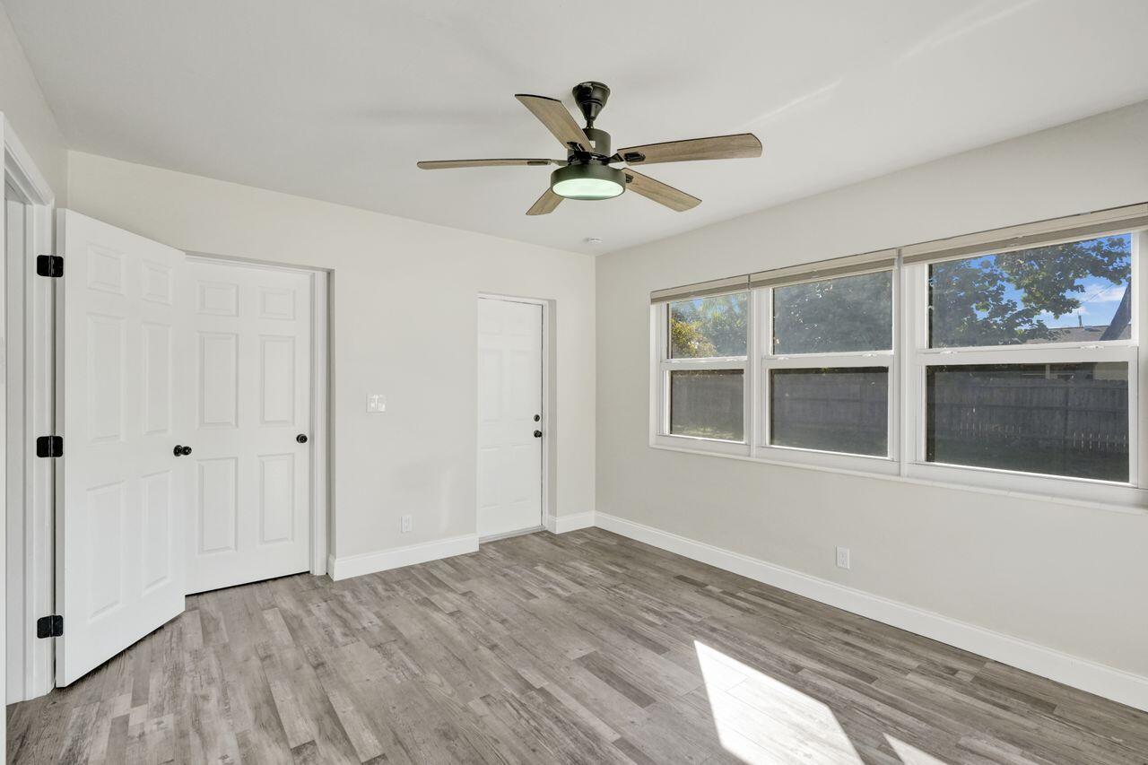 Lake Worth Beach, Florida, 33460, United States, 3 Bedrooms Bedrooms, ,2 BathroomsBathrooms,Residential,For Sale,1992911