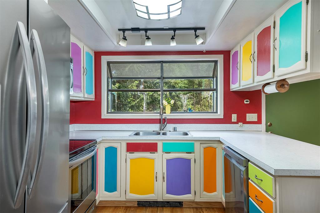 Polson, Montana, 59860, United States, 3 Bedrooms Bedrooms, ,1 BathroomBathrooms,Residential,For Sale,1982519