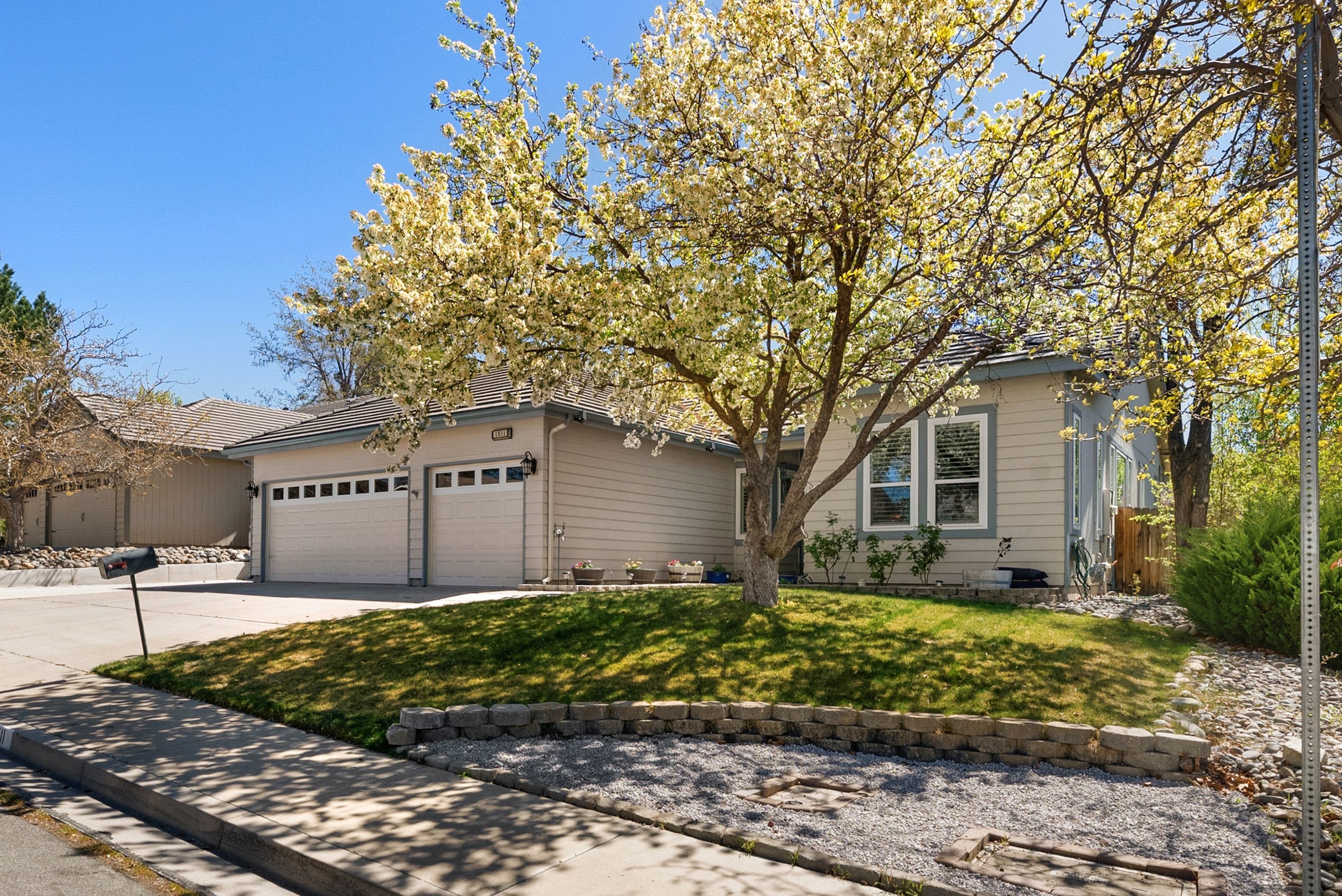  Immaculate Home with No HOA - 物件實景