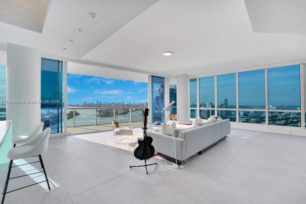 Miami Beach, Florida, 33139, United States, 2 Bedrooms Bedrooms, ,3 BathroomsBathrooms,Residential,For Sale,1877481