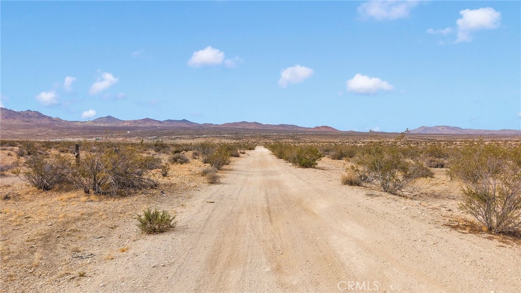 Apple Valley, California, 92307, United States, ,Land,For Sale,1980354