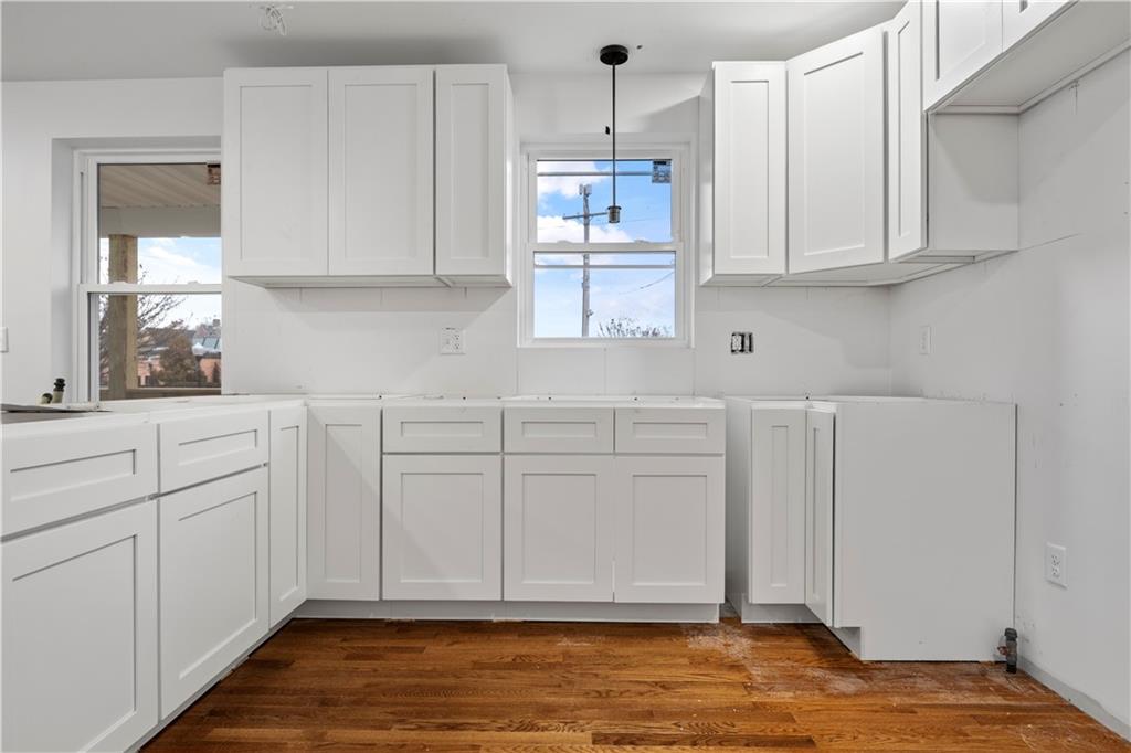 Providence, Rhode Island, 02907, United States, 6 Bedrooms Bedrooms, ,4 BathroomsBathrooms,Residential,For Sale,1924477