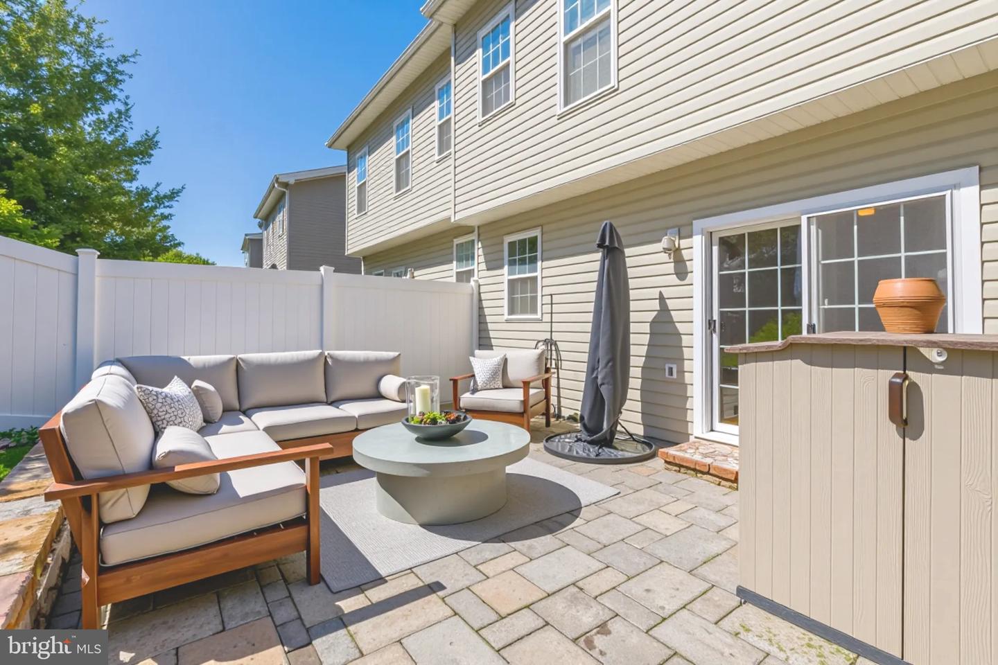 WASHINGTON, District of Columbia, 20019, United States, 3 Bedrooms Bedrooms, ,3 BathroomsBathrooms,Residential,For Sale,1869347