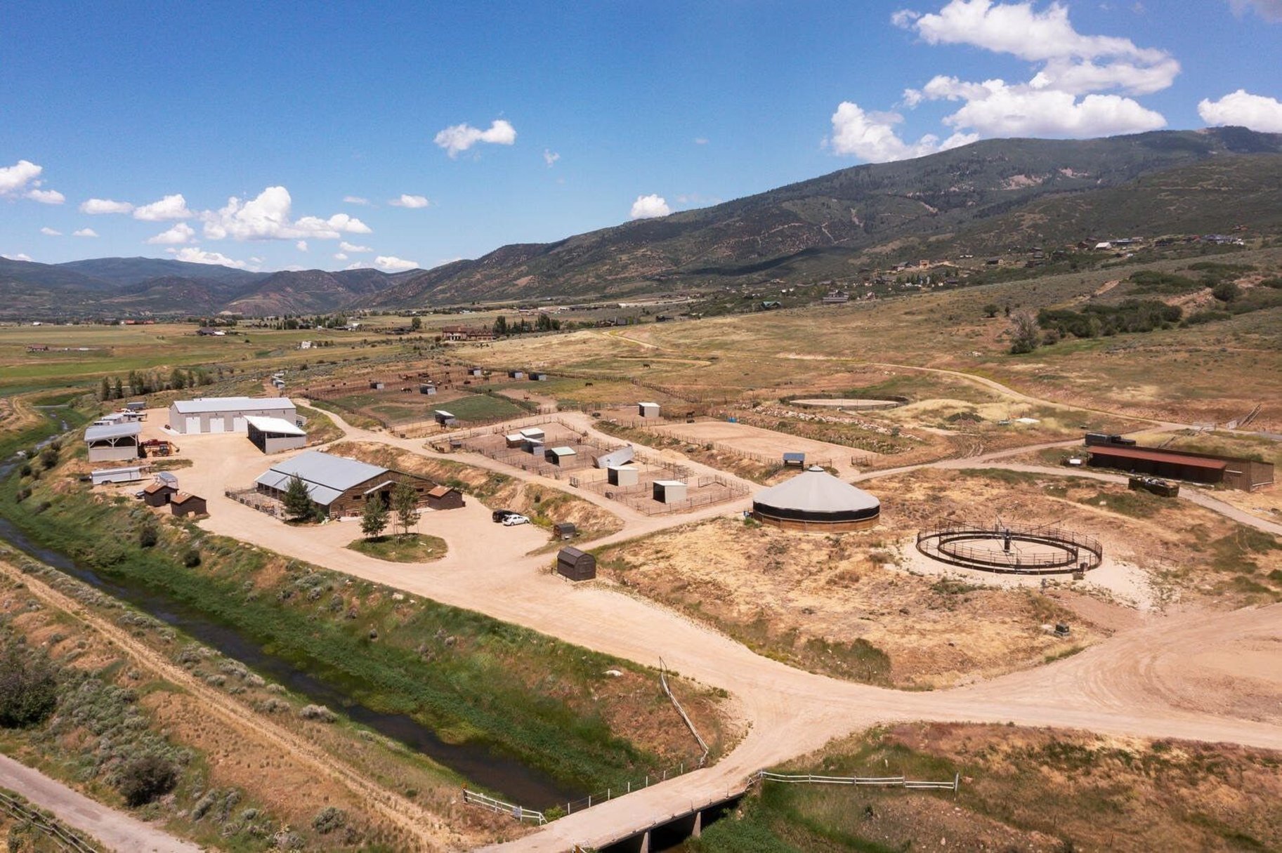  Summit Rambler At High Star Ranch With 3 Car Garage And Expansive Views - 物件實景