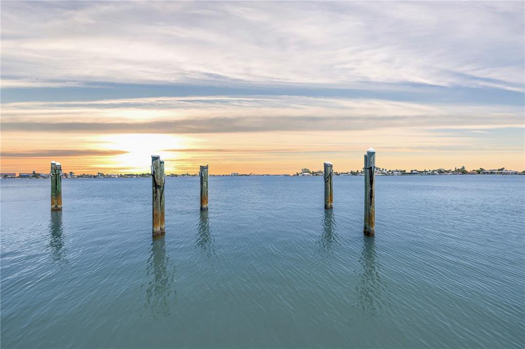 St Pete Beach, Florida, 33706, United States, 3 Bedrooms Bedrooms, ,2 BathroomsBathrooms,Residential,For Sale,1942197
