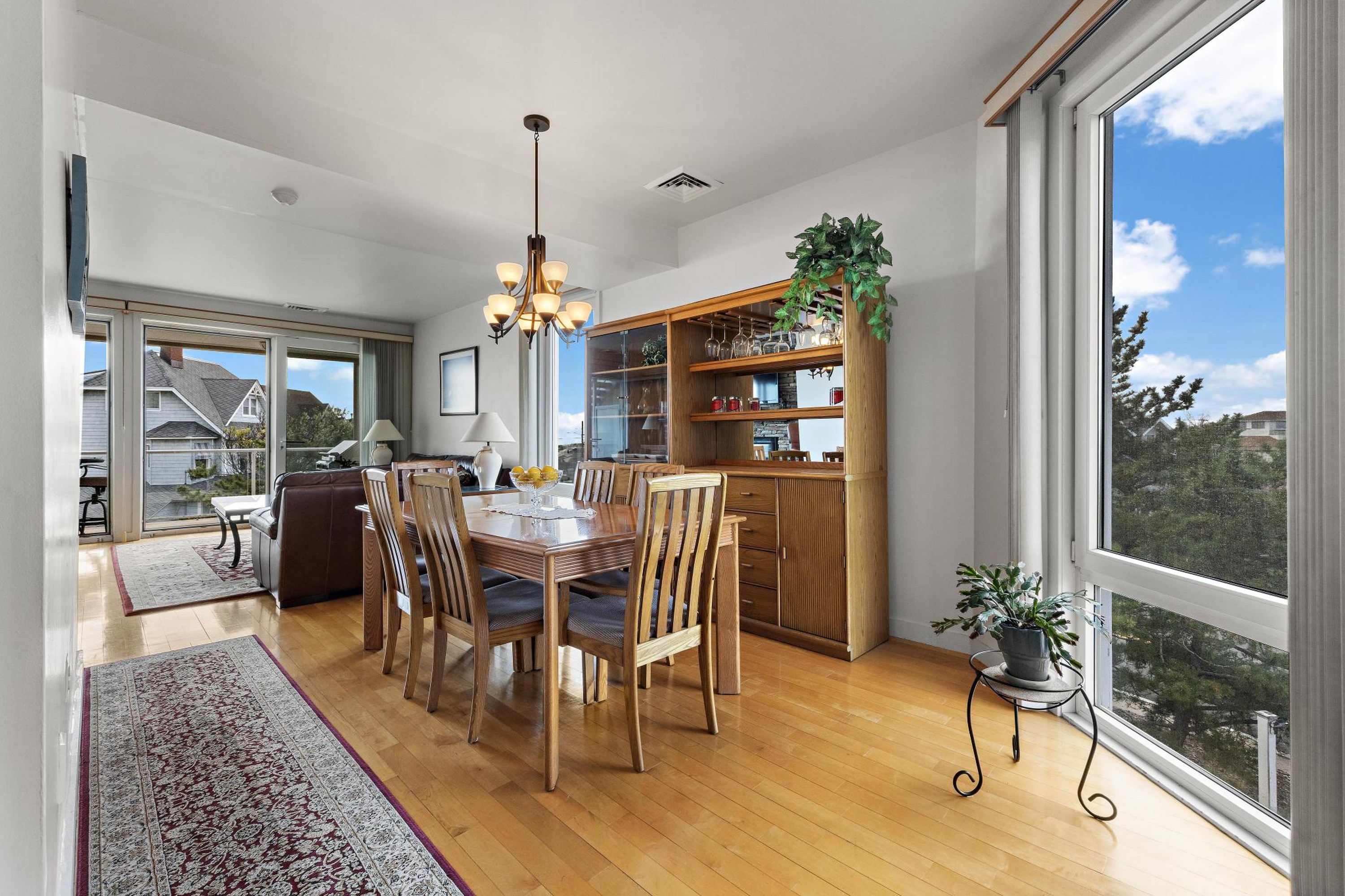  477 Ocean Ave H2 - 物件實景