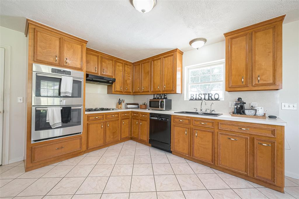 Waller, Texas, 77484, United States, 3 Bedrooms Bedrooms, ,3 BathroomsBathrooms,Residential,For Sale,1905585