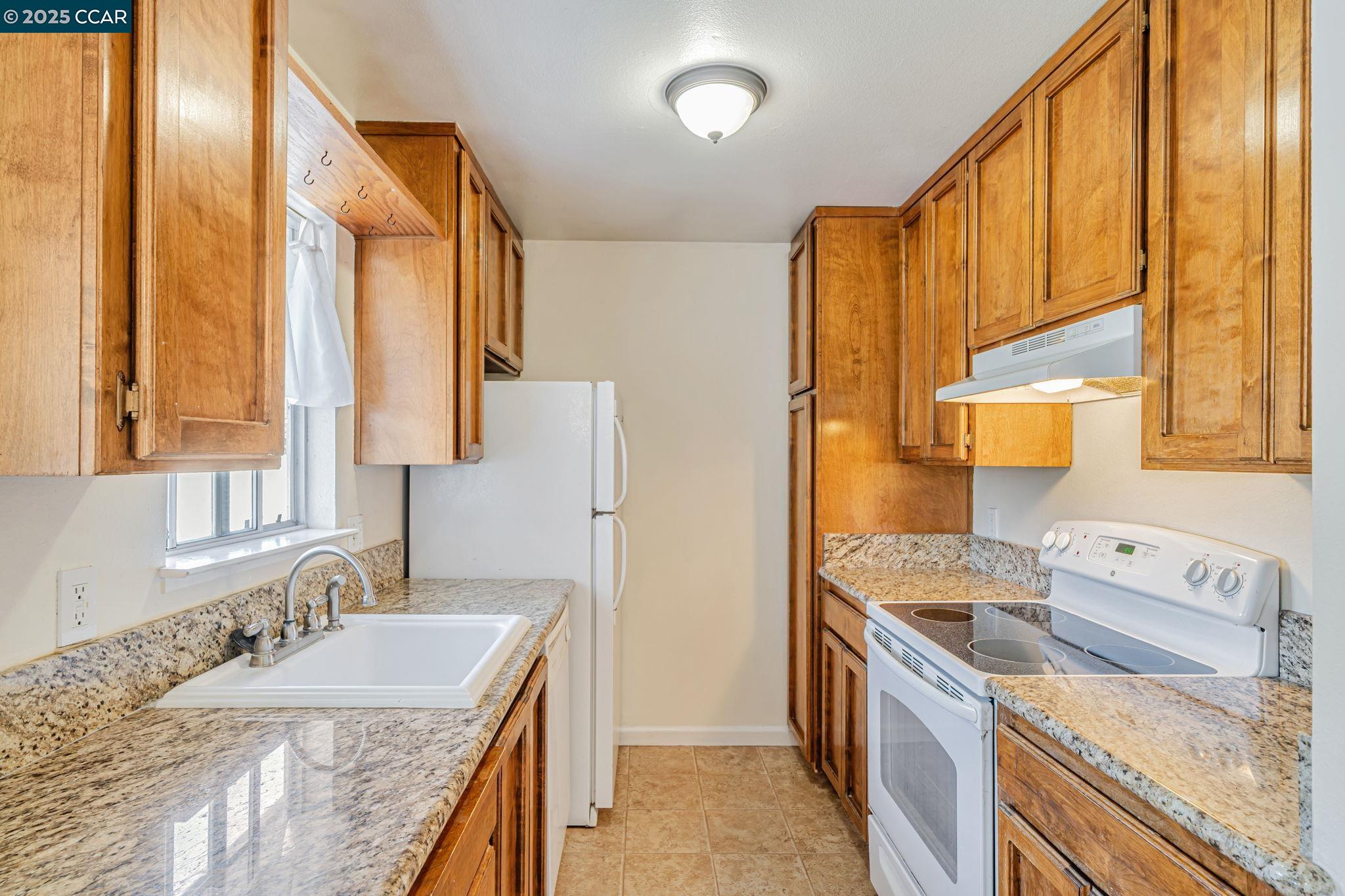 Pleasanton, California, 94566, United States, 1 Bedroom Bedrooms, ,1 BathroomBathrooms,Residential,For Sale,1897096